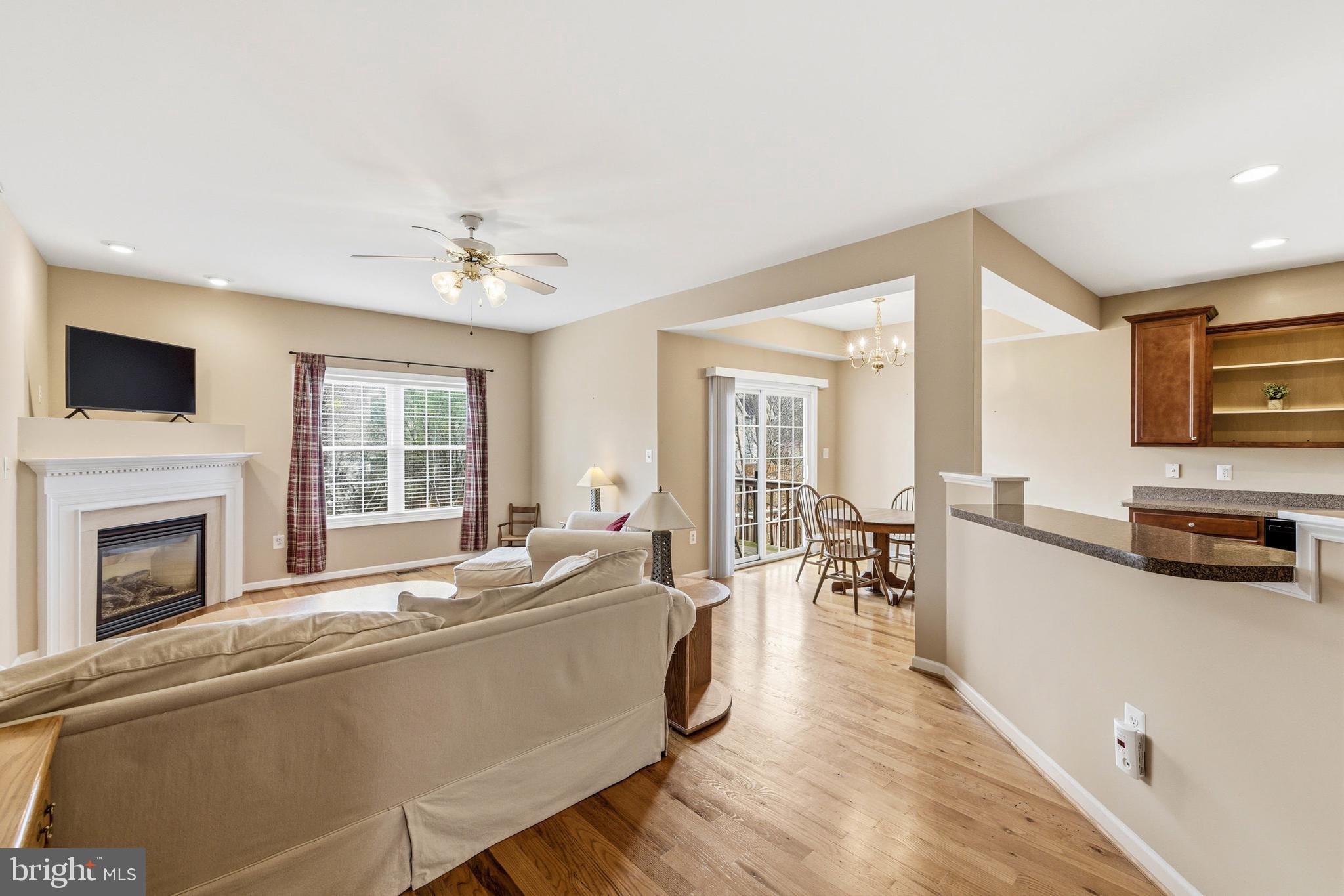 MOUNTAIN VIEW - Residential