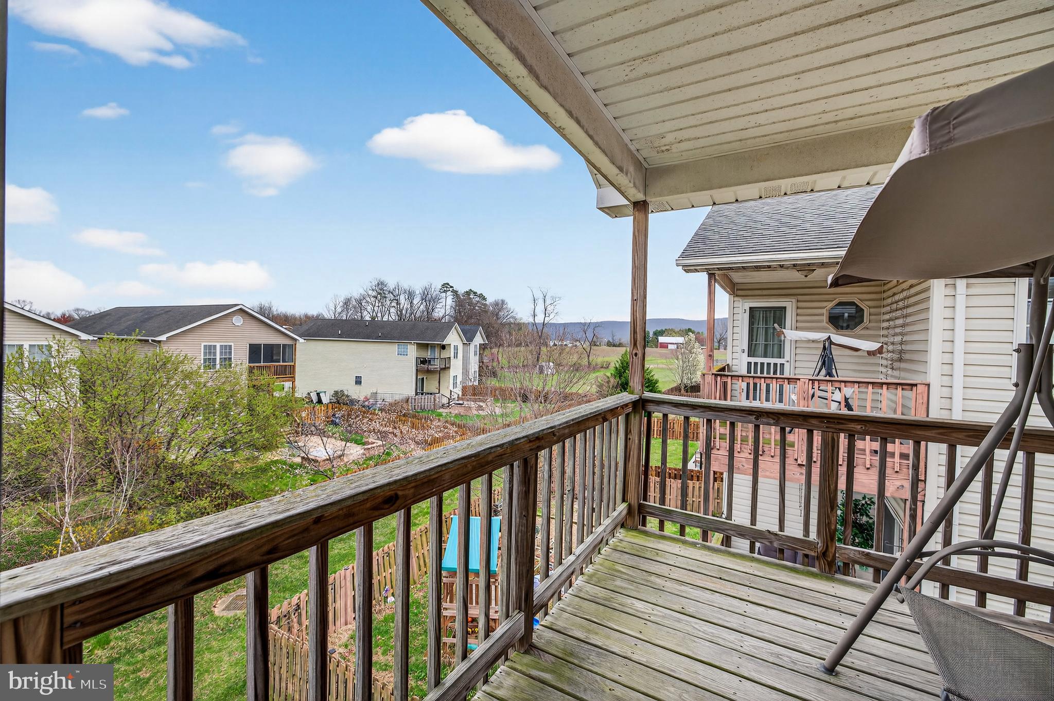 MOUNTAIN VIEW - Residential