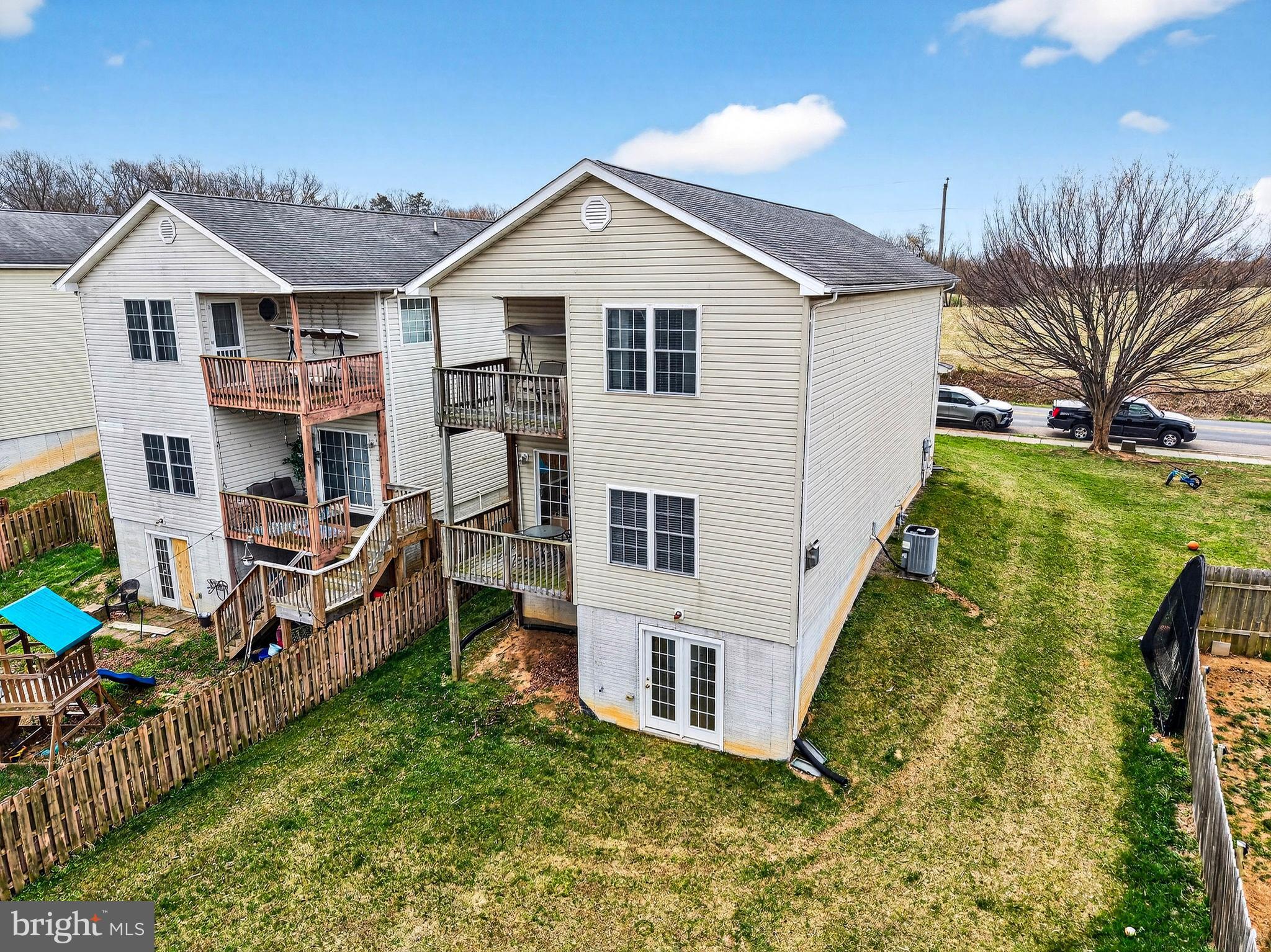 MOUNTAIN VIEW - Residential