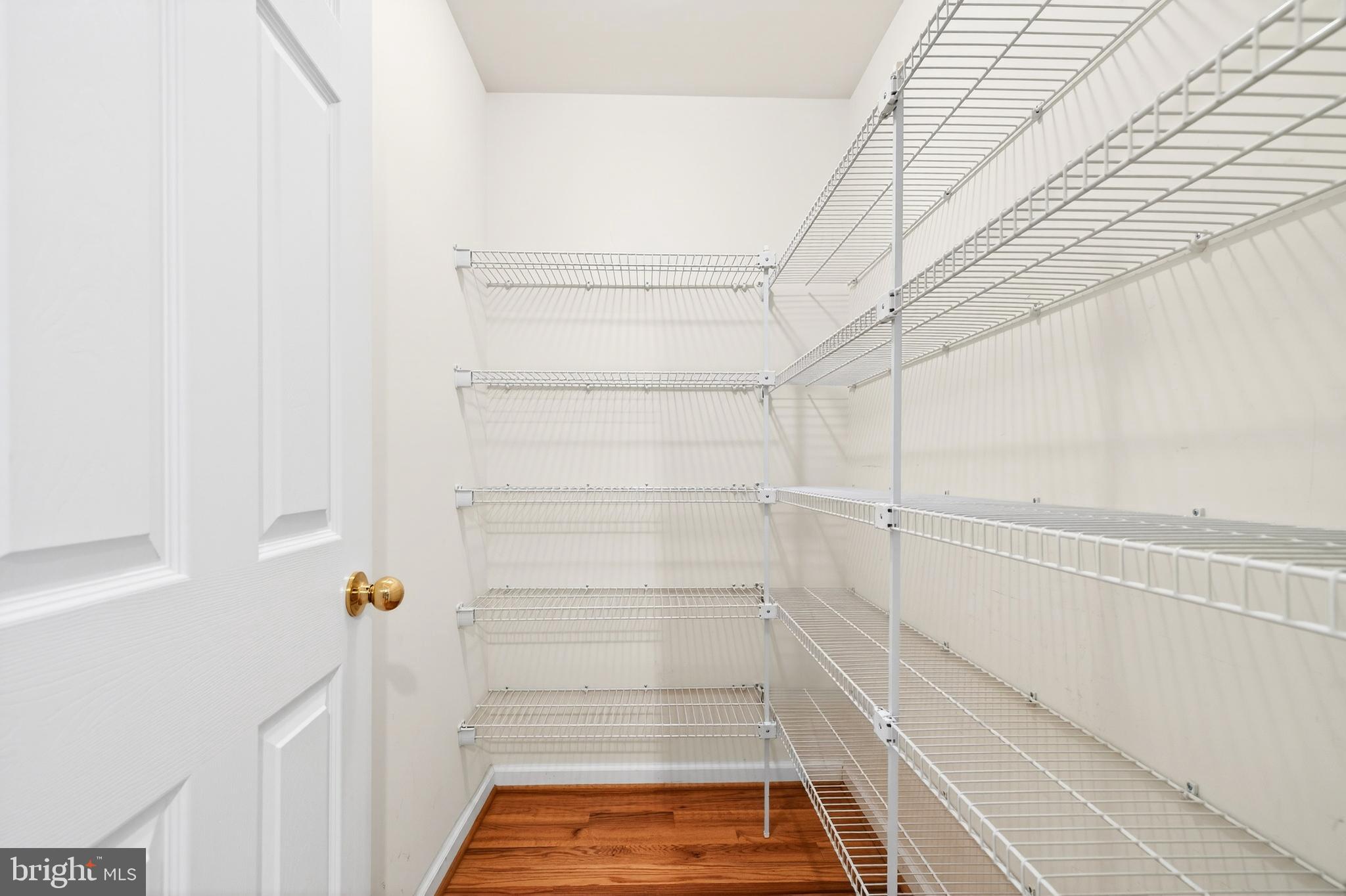 MOUNTAIN VIEW - Residential