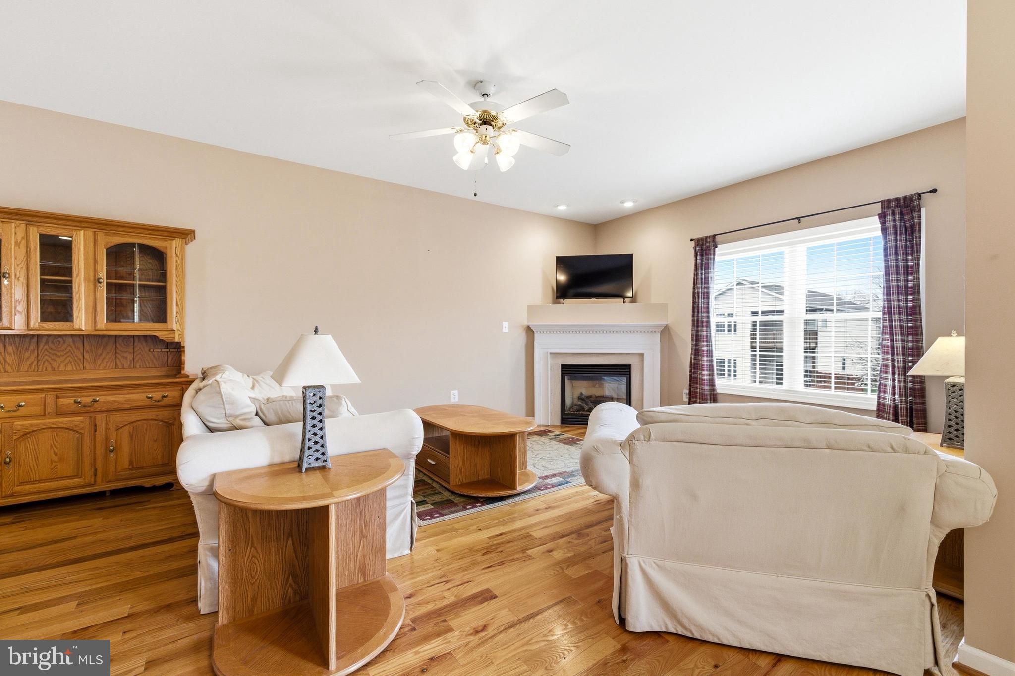 MOUNTAIN VIEW - Residential