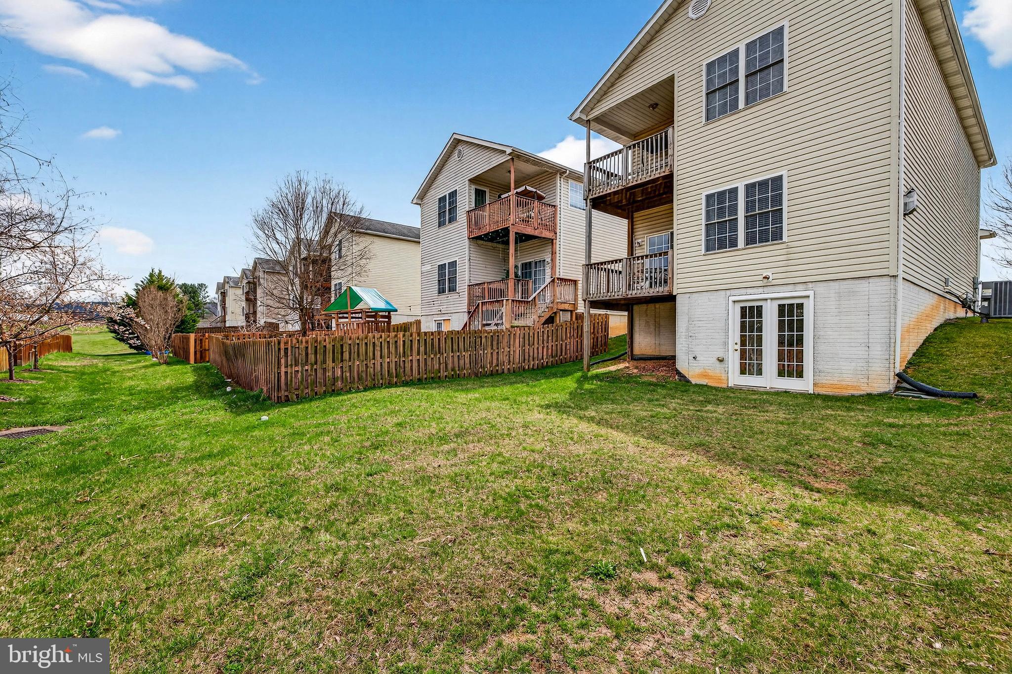 MOUNTAIN VIEW - Residential