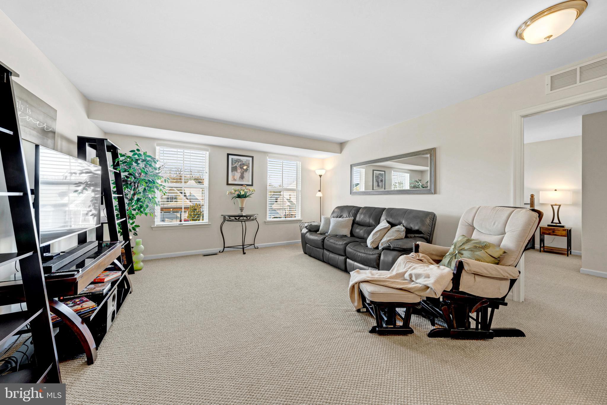 BROOKSIDE - Residential