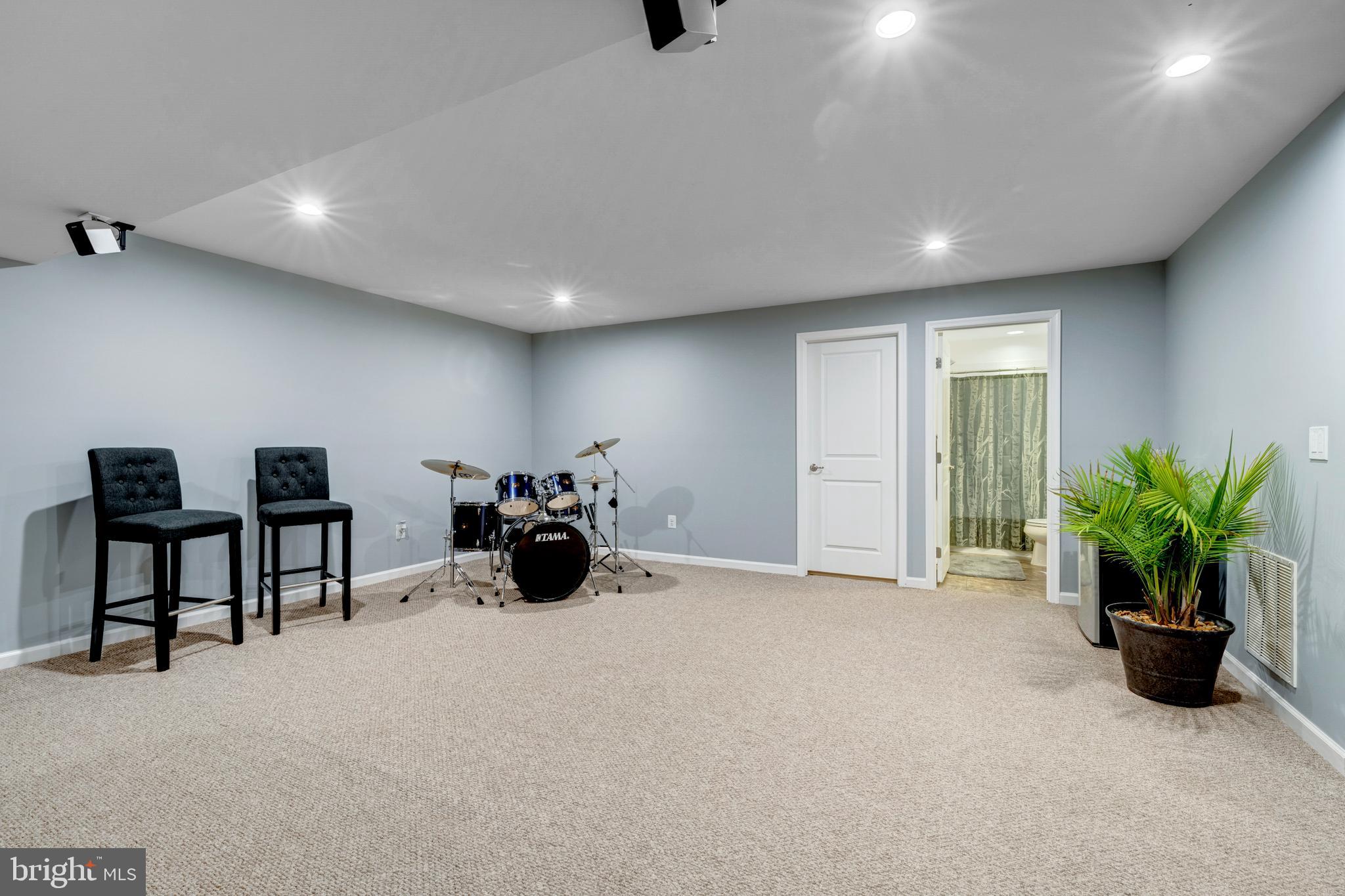 BROOKSIDE - Residential