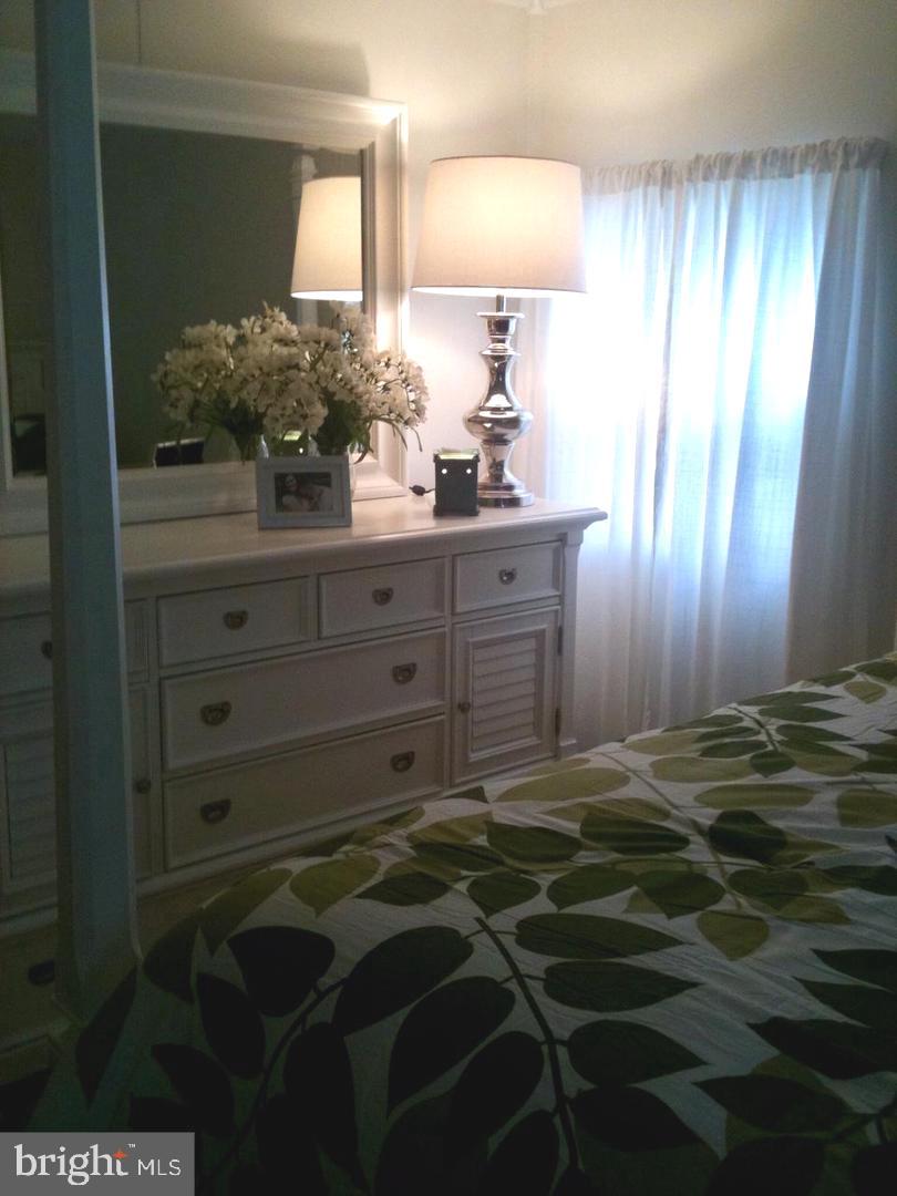 CHESTNUT HILLS - Residential Lease