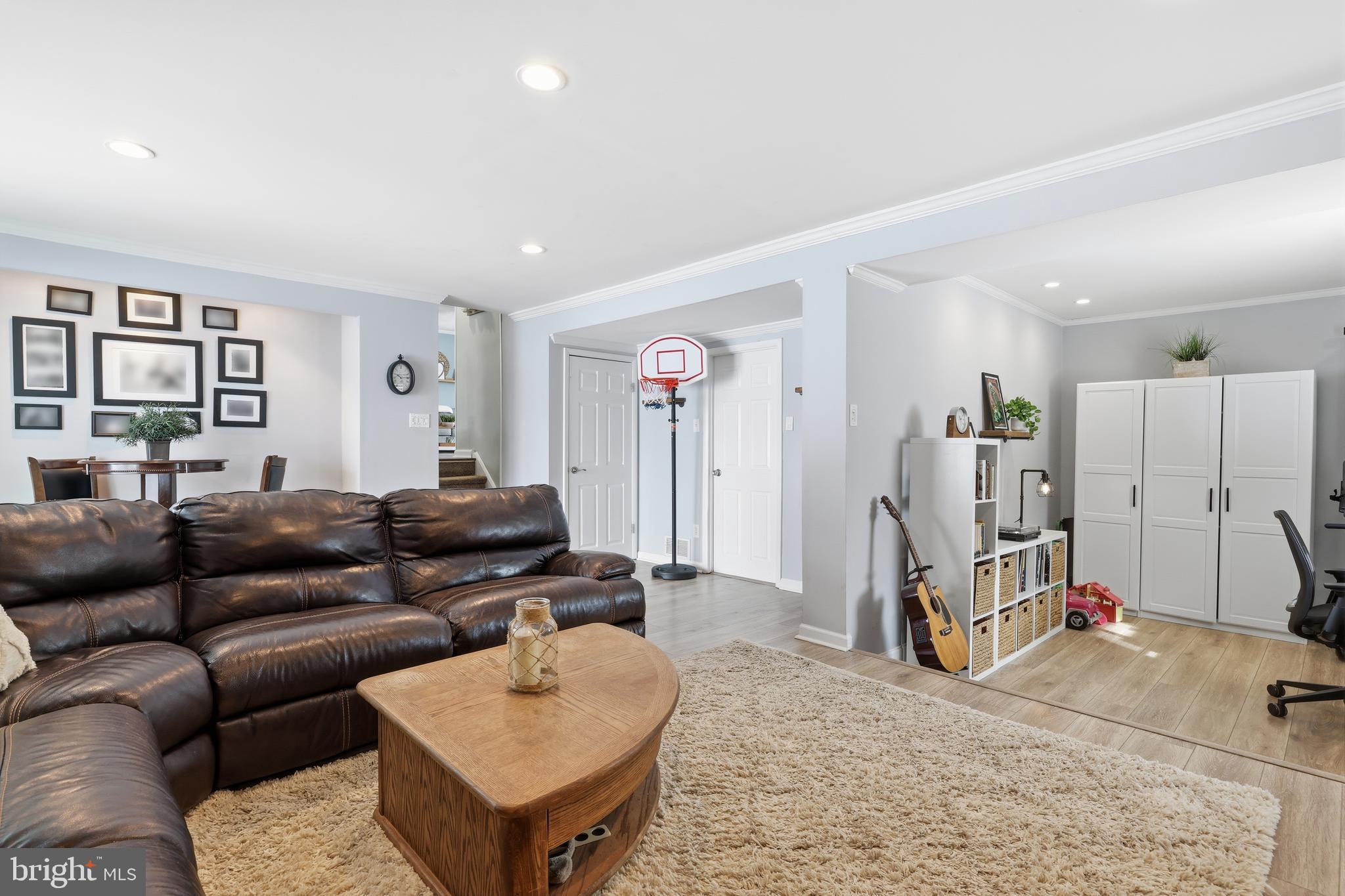 NESHAMINY VALLEY - Residential