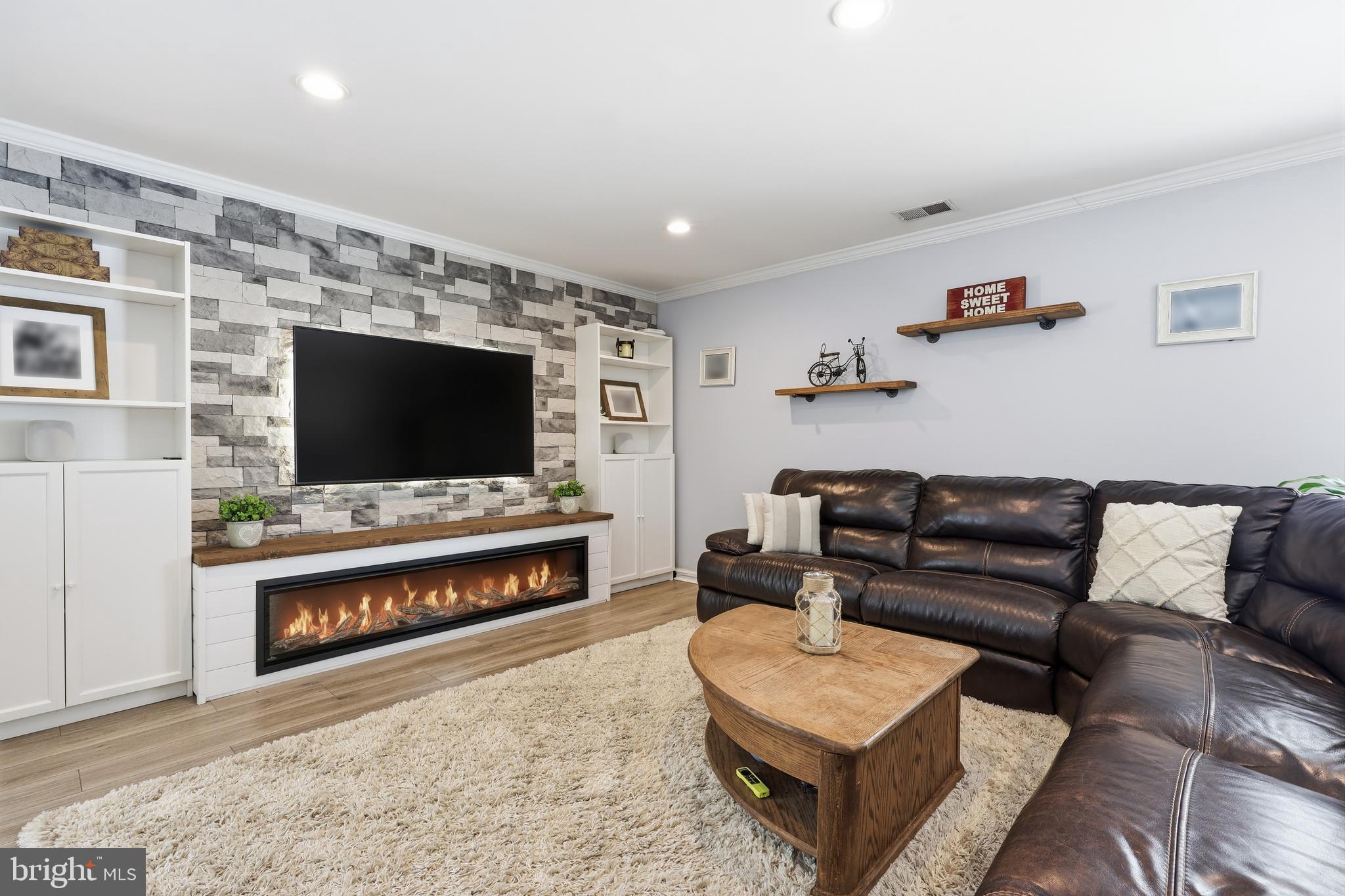 NESHAMINY VALLEY - Residential