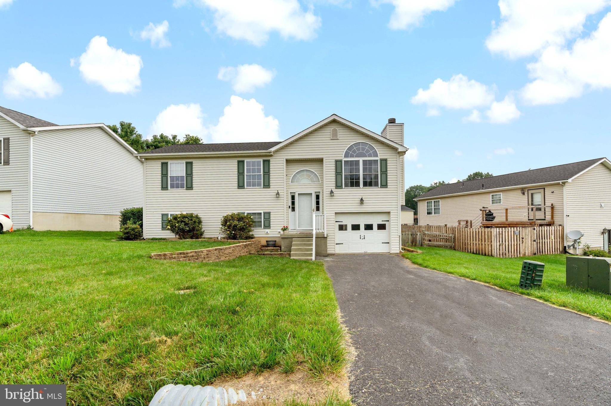 WILDFLOWER RIDGE - Residential