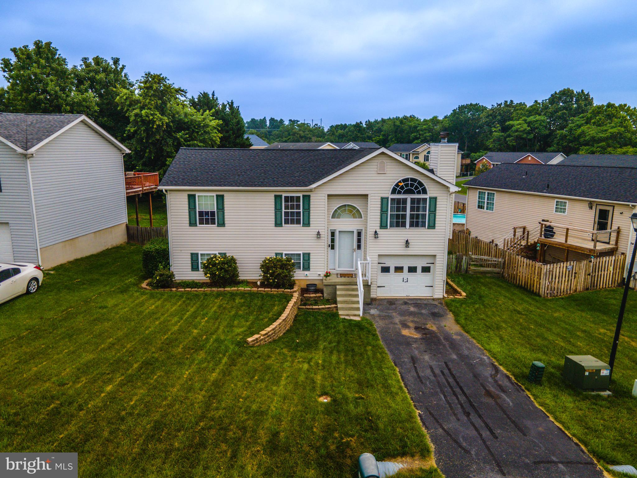 WILDFLOWER RIDGE - Residential