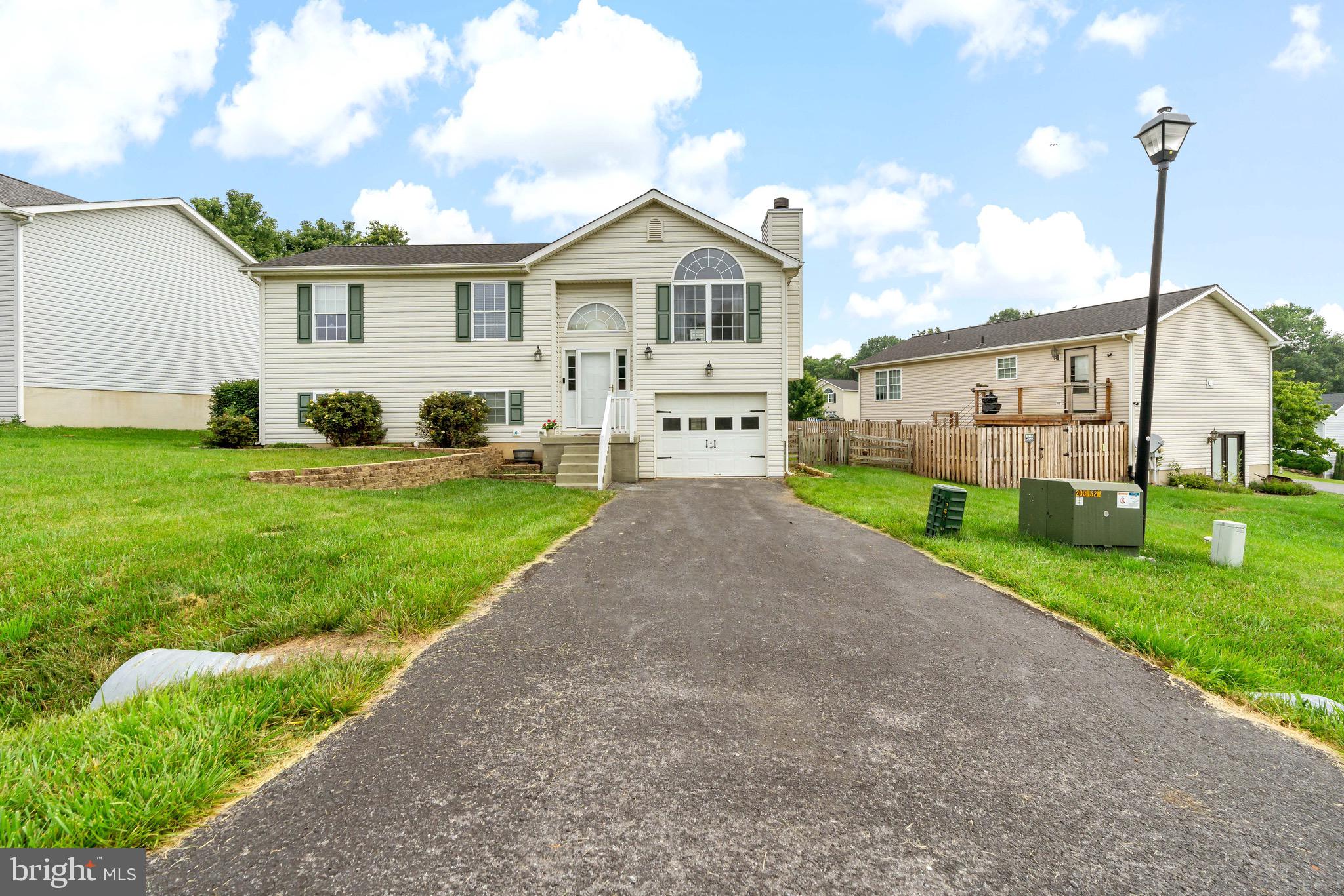WILDFLOWER RIDGE - Residential