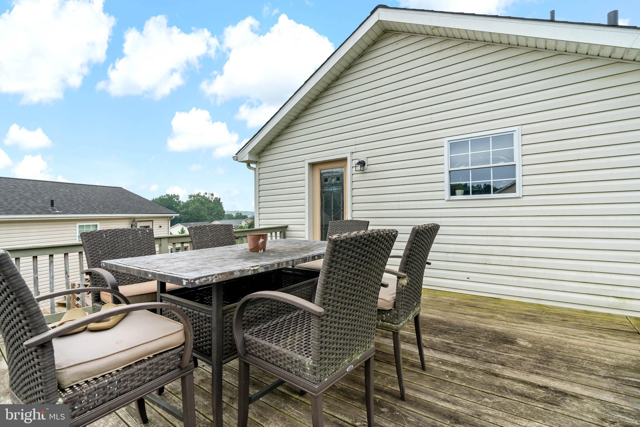 WILDFLOWER RIDGE - Residential