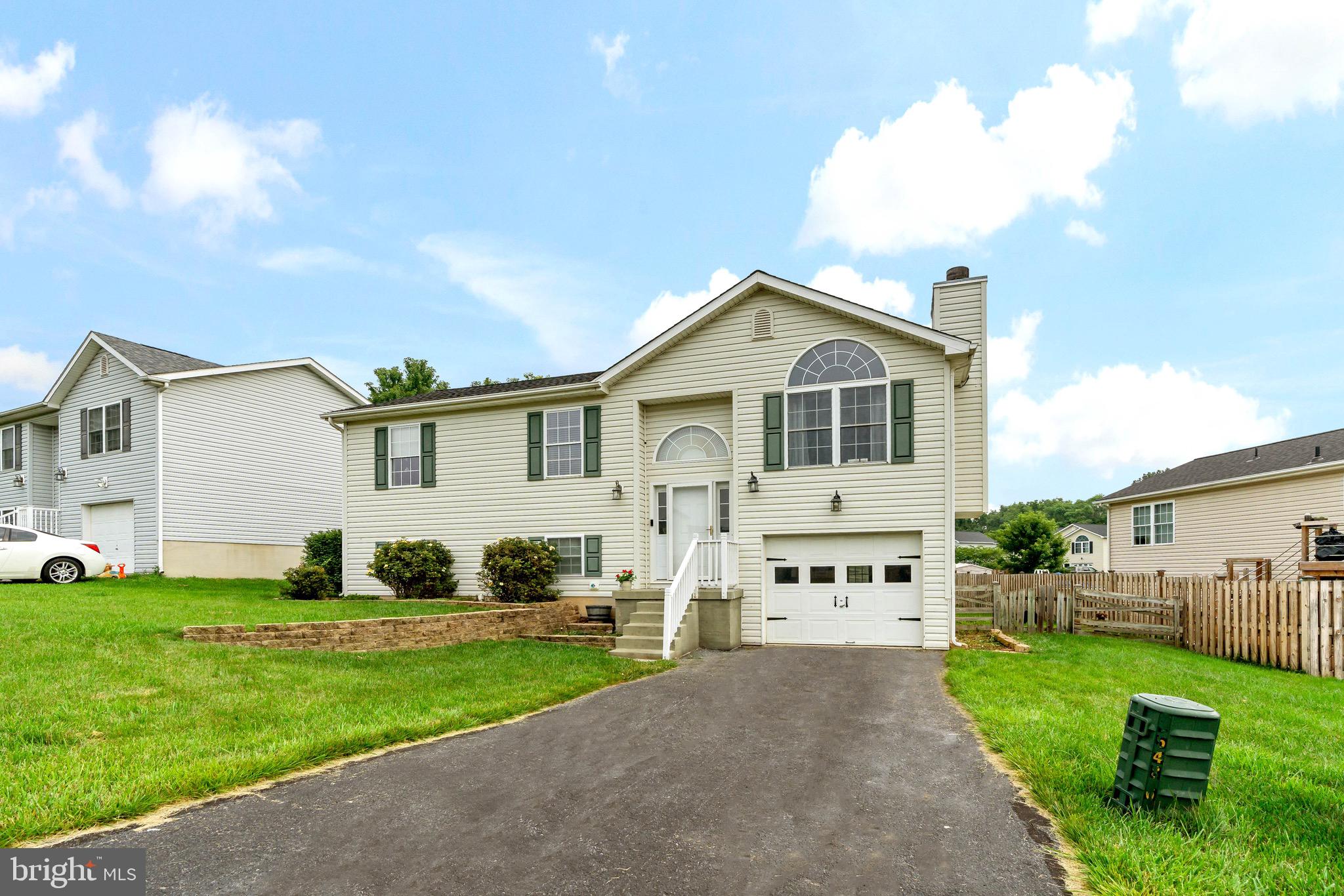 WILDFLOWER RIDGE - Residential