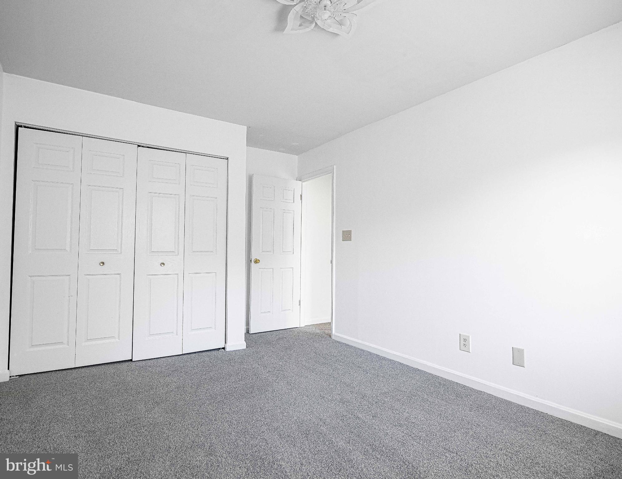 FOXBOROUGH FARMS - Residential