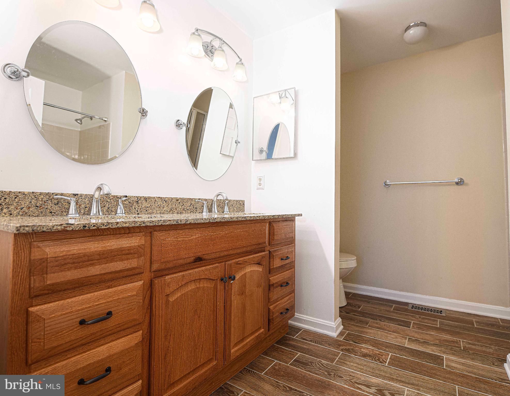 FOXBOROUGH FARMS - Residential
