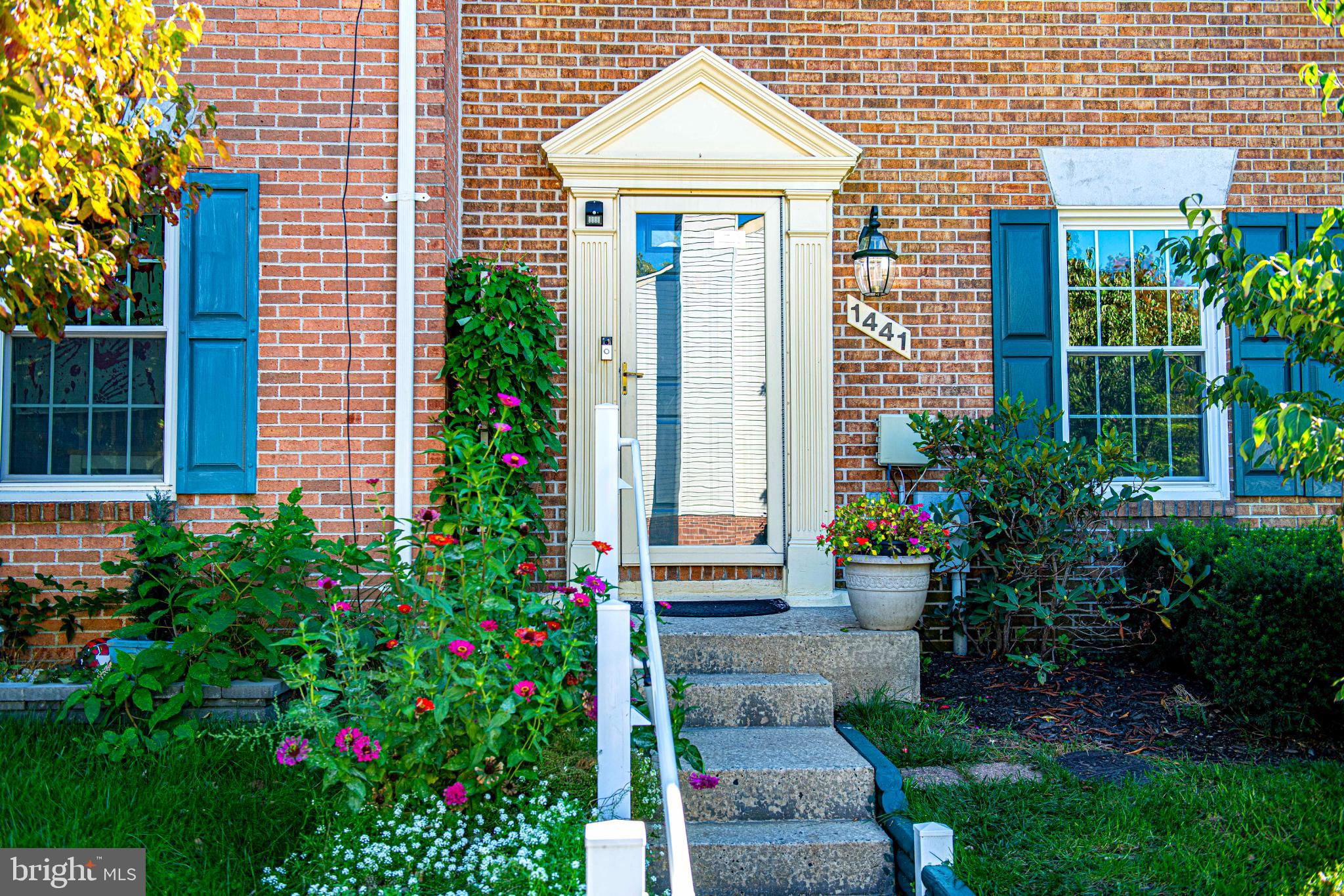 FOXBOROUGH FARMS - Residential