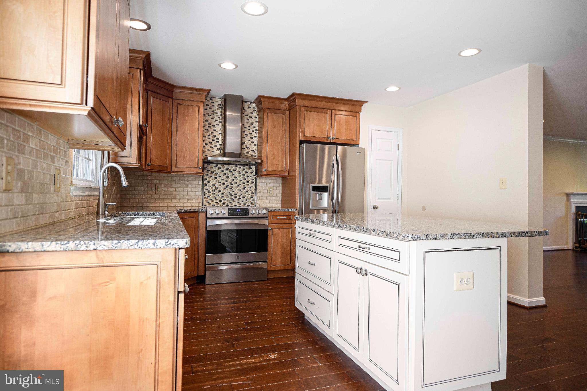 FOXBOROUGH FARMS - Residential
