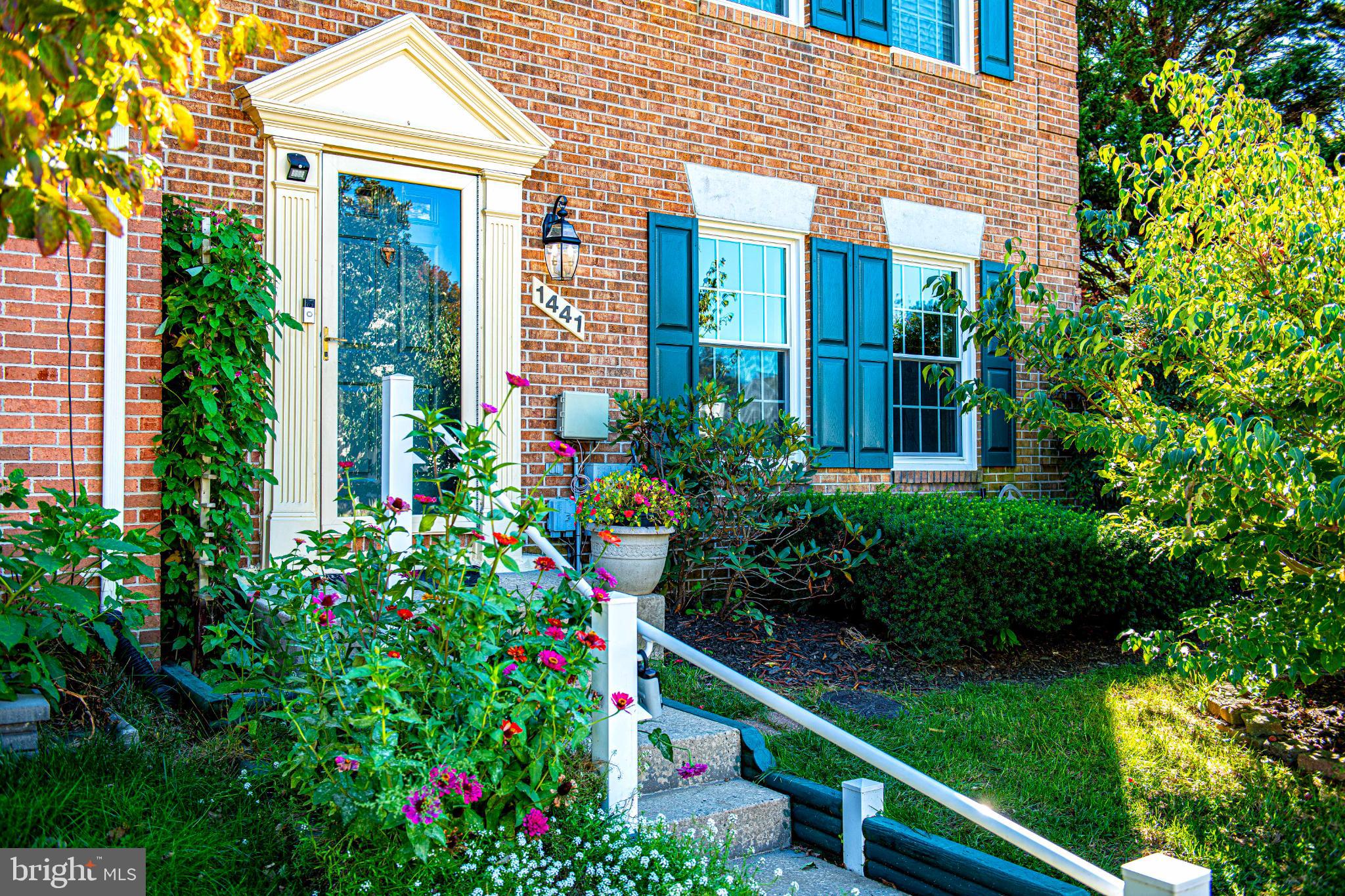 FOXBOROUGH FARMS - Residential