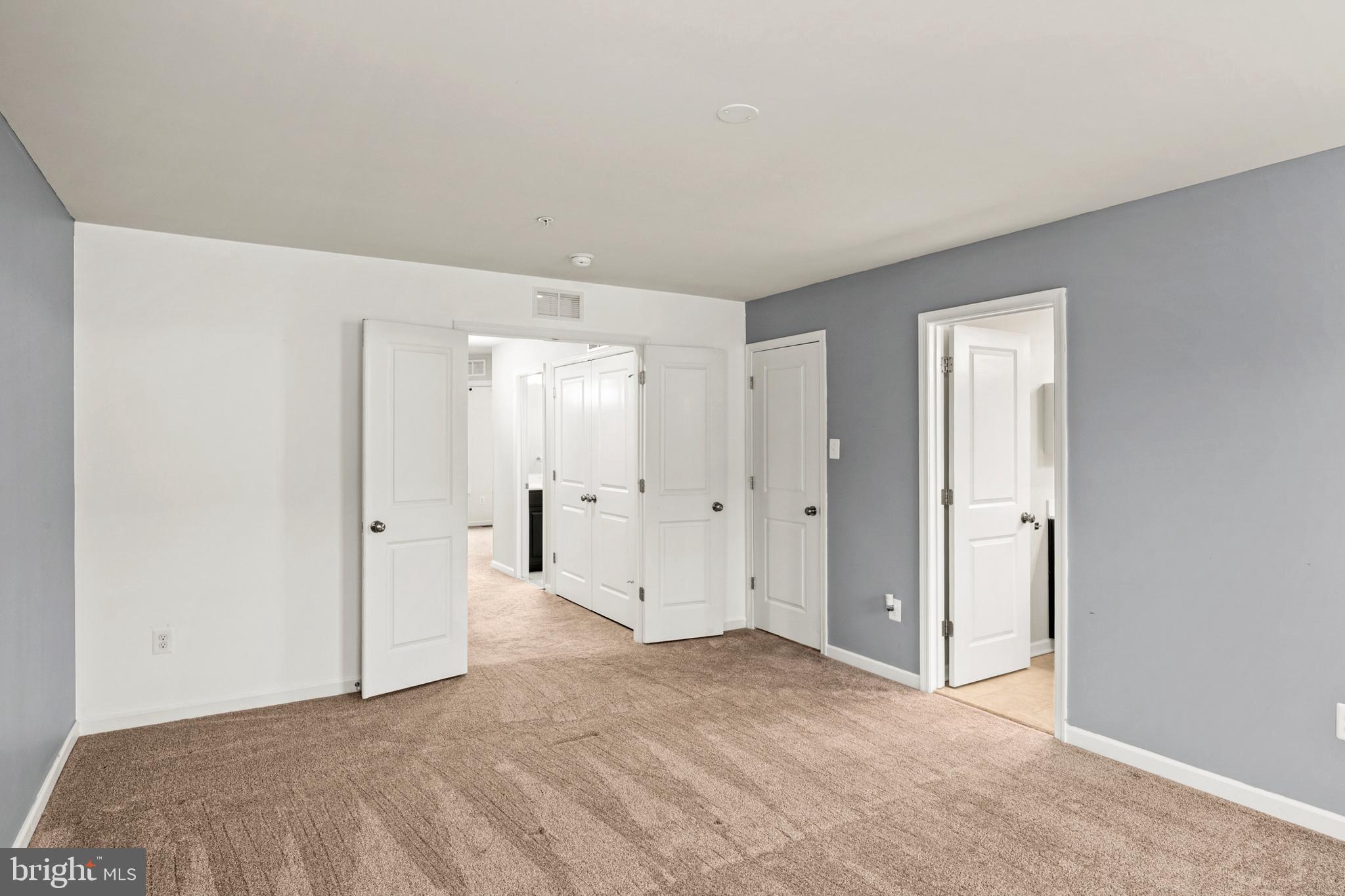 TANYARD COVE NORTH - Residential Lease