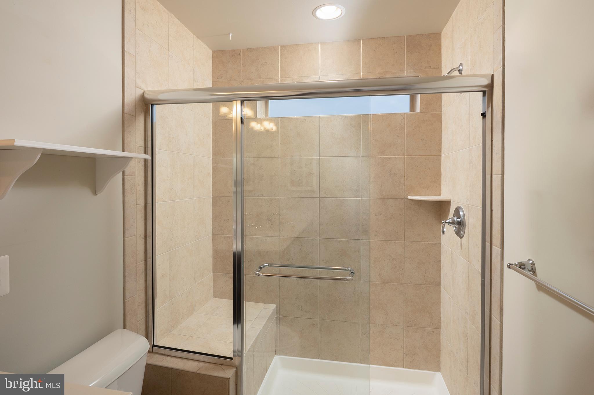 TANYARD COVE NORTH - Residential Lease