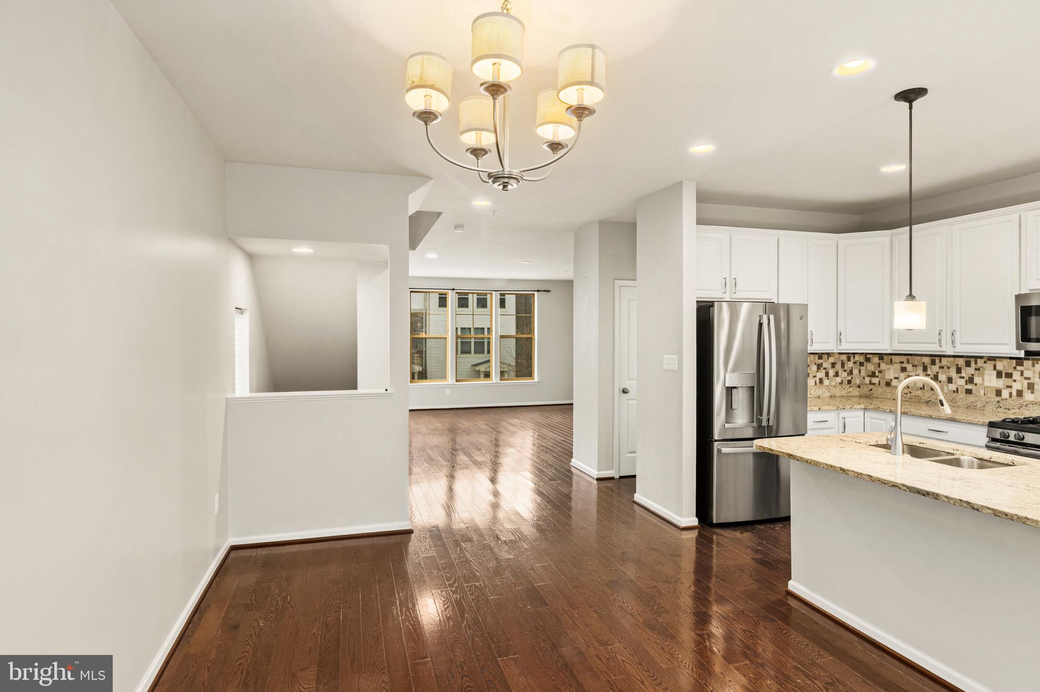 TANYARD COVE NORTH - Residential Lease