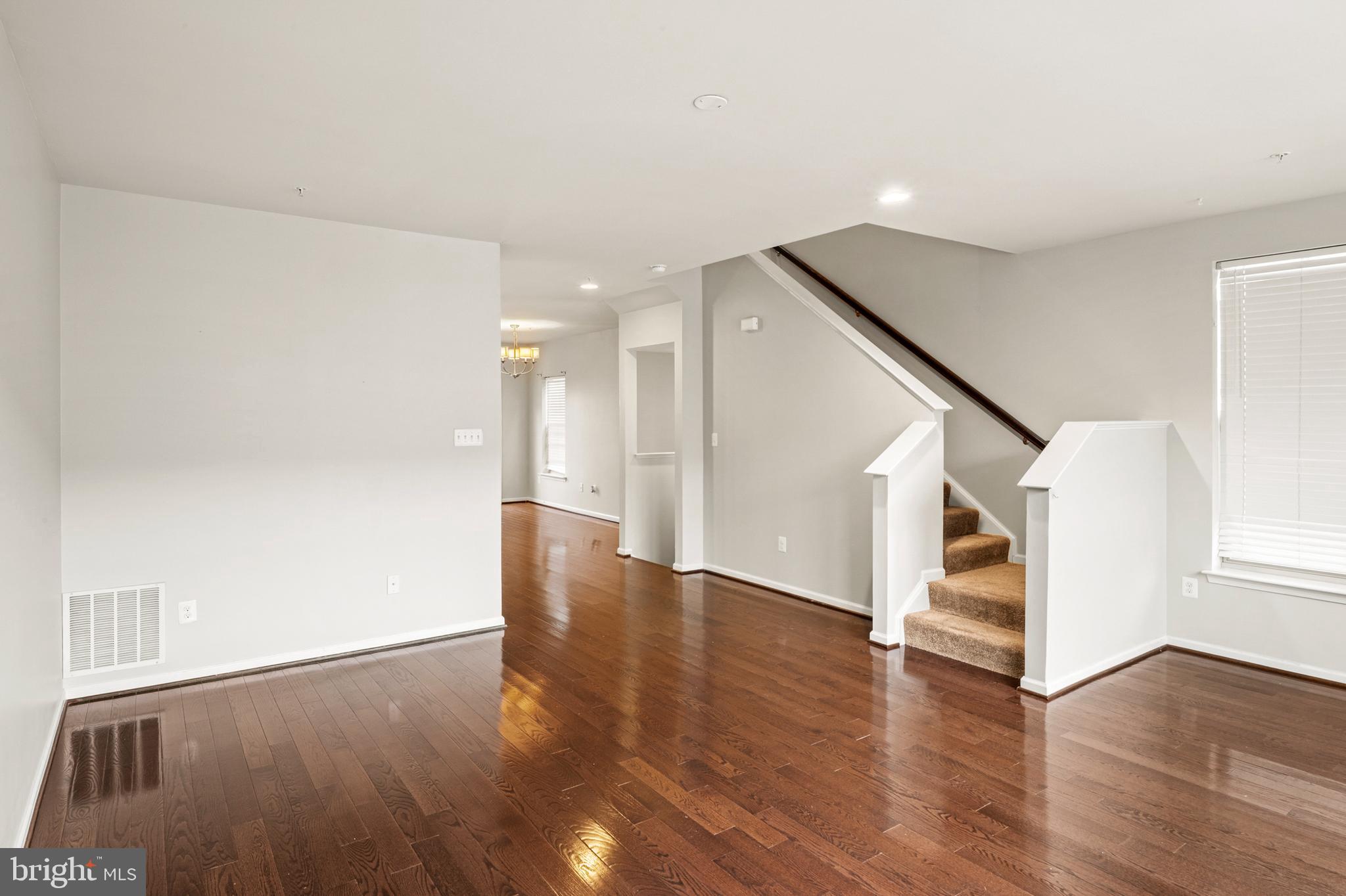 TANYARD COVE NORTH - Residential Lease