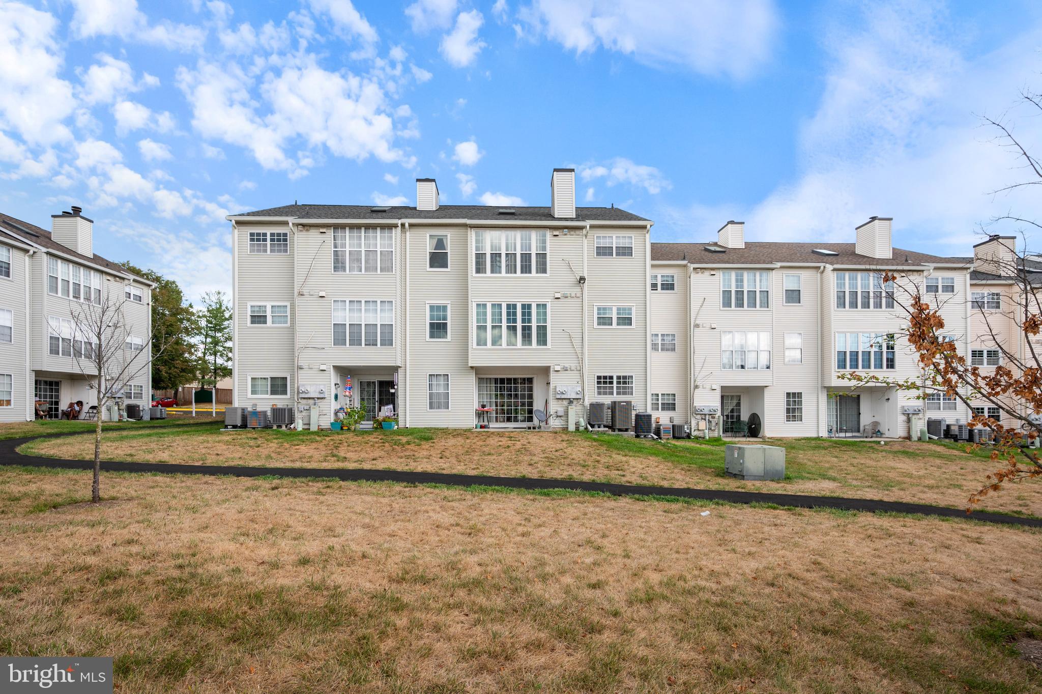 FOX CHAPEL AT TUDOR KNOLLS - Residential