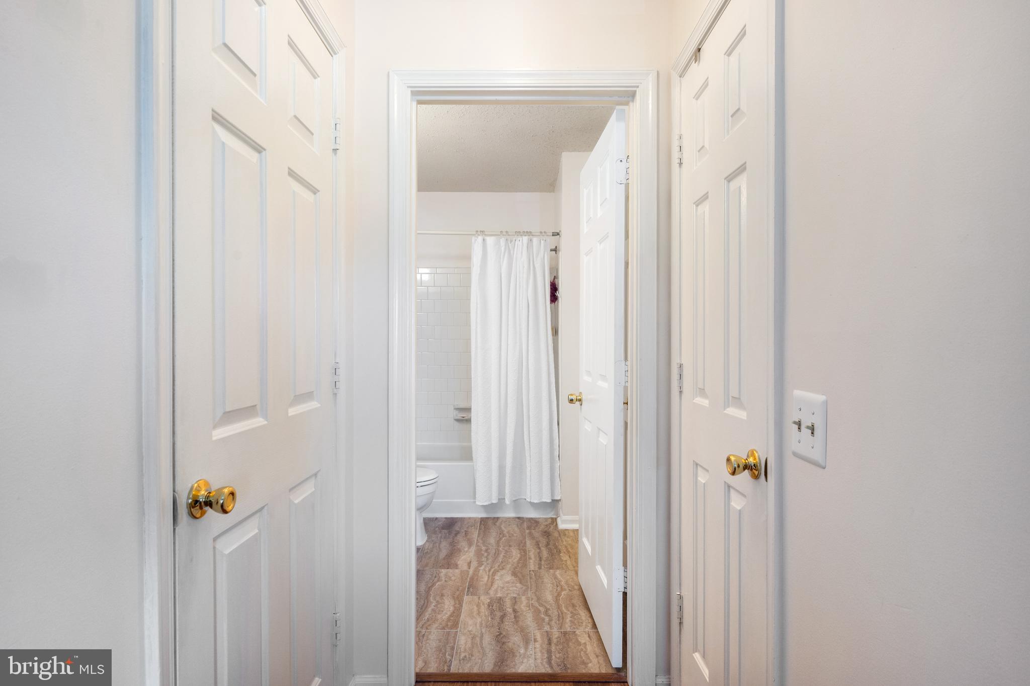 FOX CHAPEL AT TUDOR KNOLLS - Residential