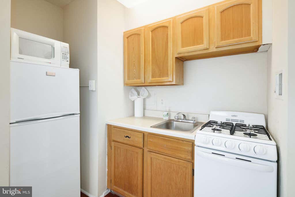 Photo of 2101 Chestnut Street #1024, PHILADELPHIA, PA 19103 (MLS # PAPH2592670)