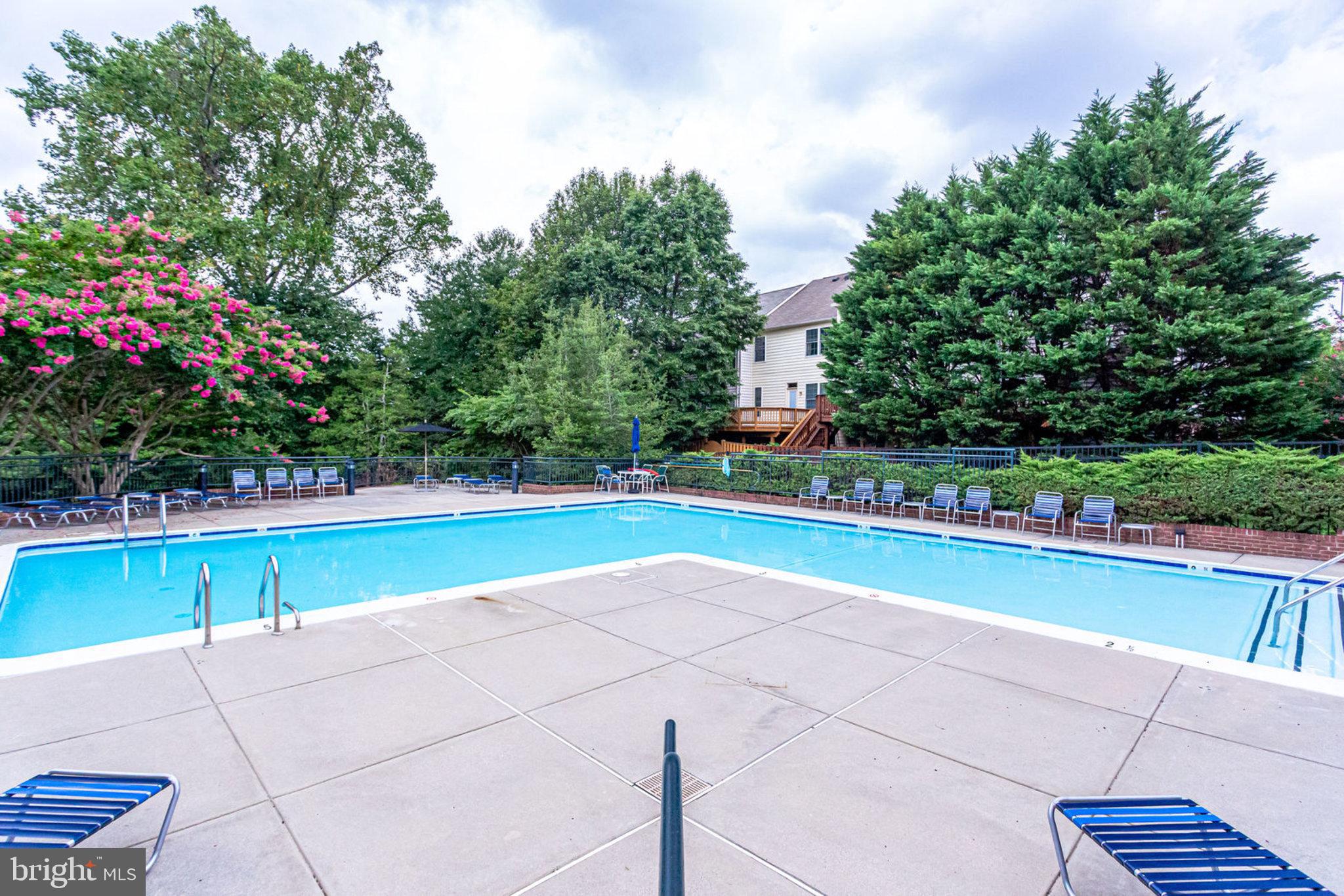 RANDOM HILLS - Residential