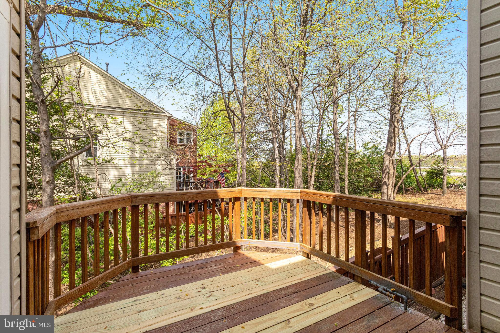 RANDOM HILLS - Residential