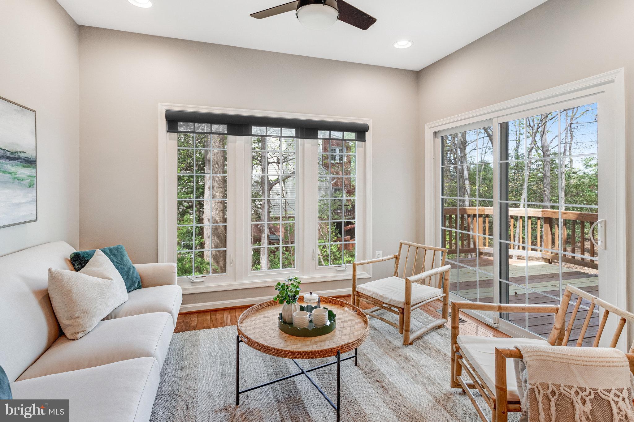 RANDOM HILLS - Residential