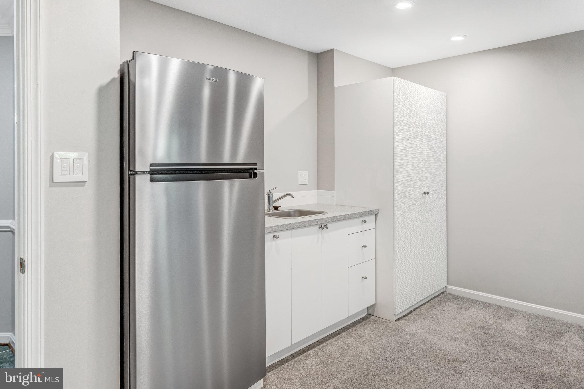 RANDOM HILLS - Residential