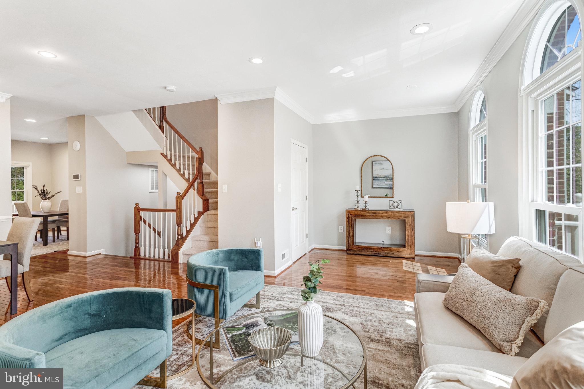 RANDOM HILLS - Residential