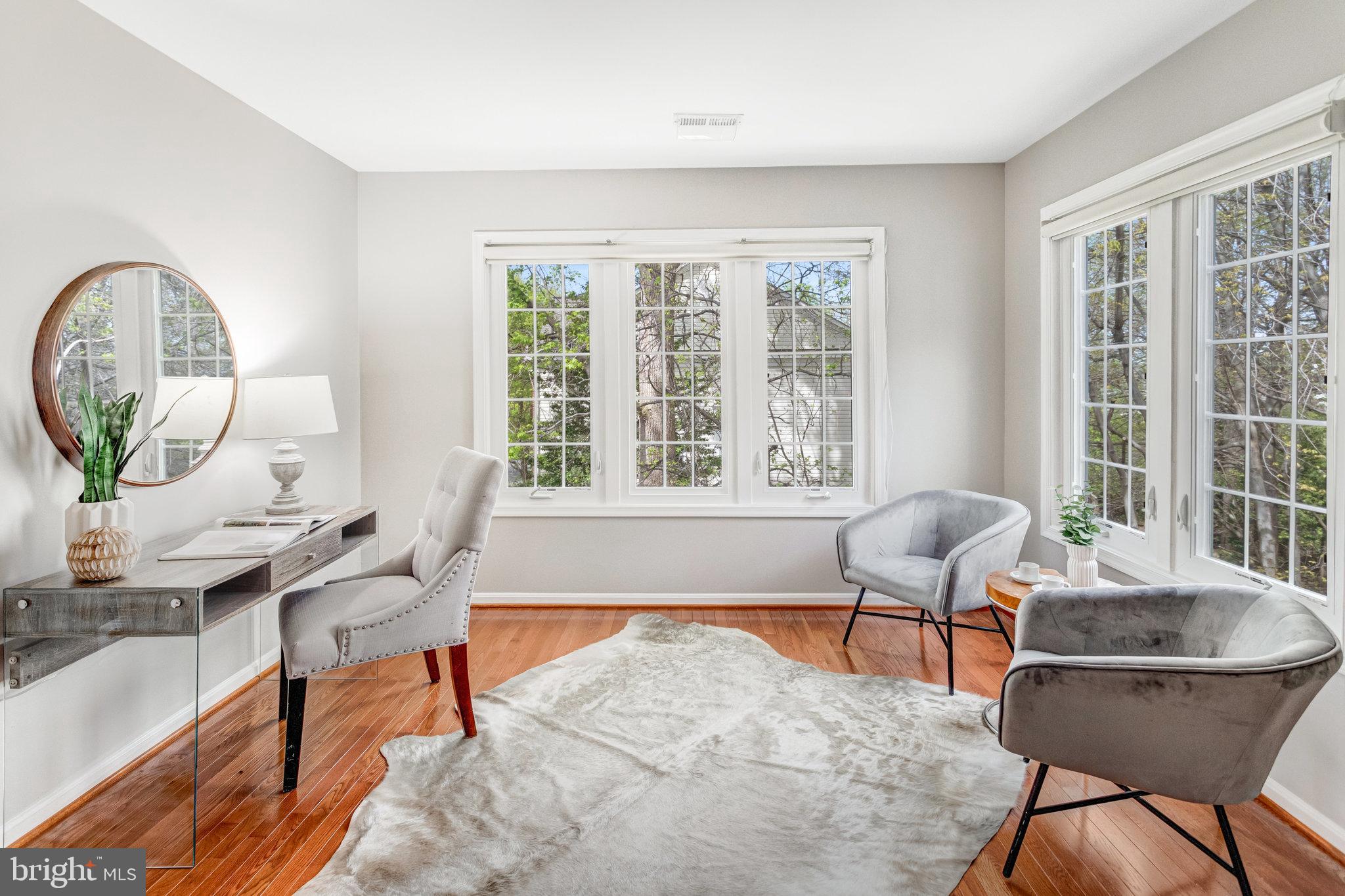 RANDOM HILLS - Residential