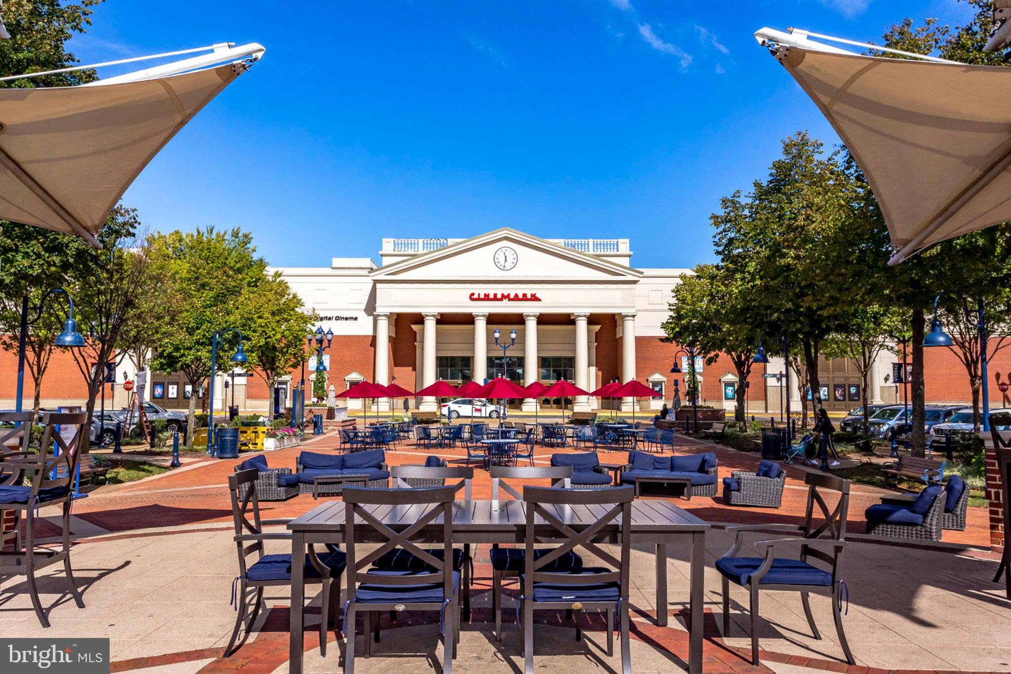 RANDOM HILLS - Residential