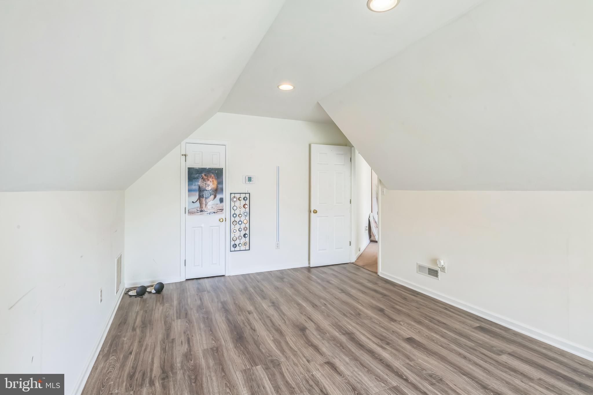 STEEPLECHASE - Residential