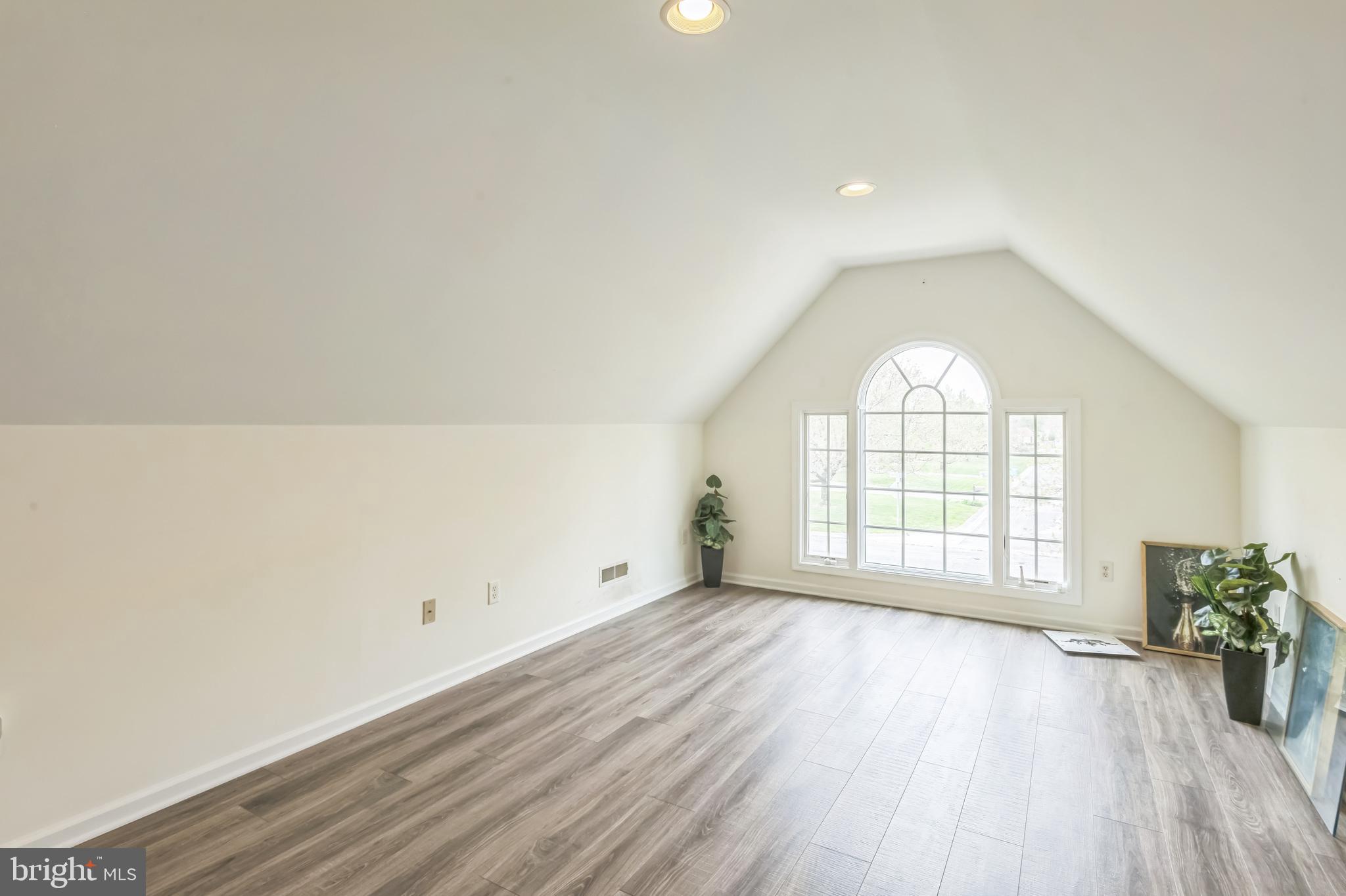 STEEPLECHASE - Residential