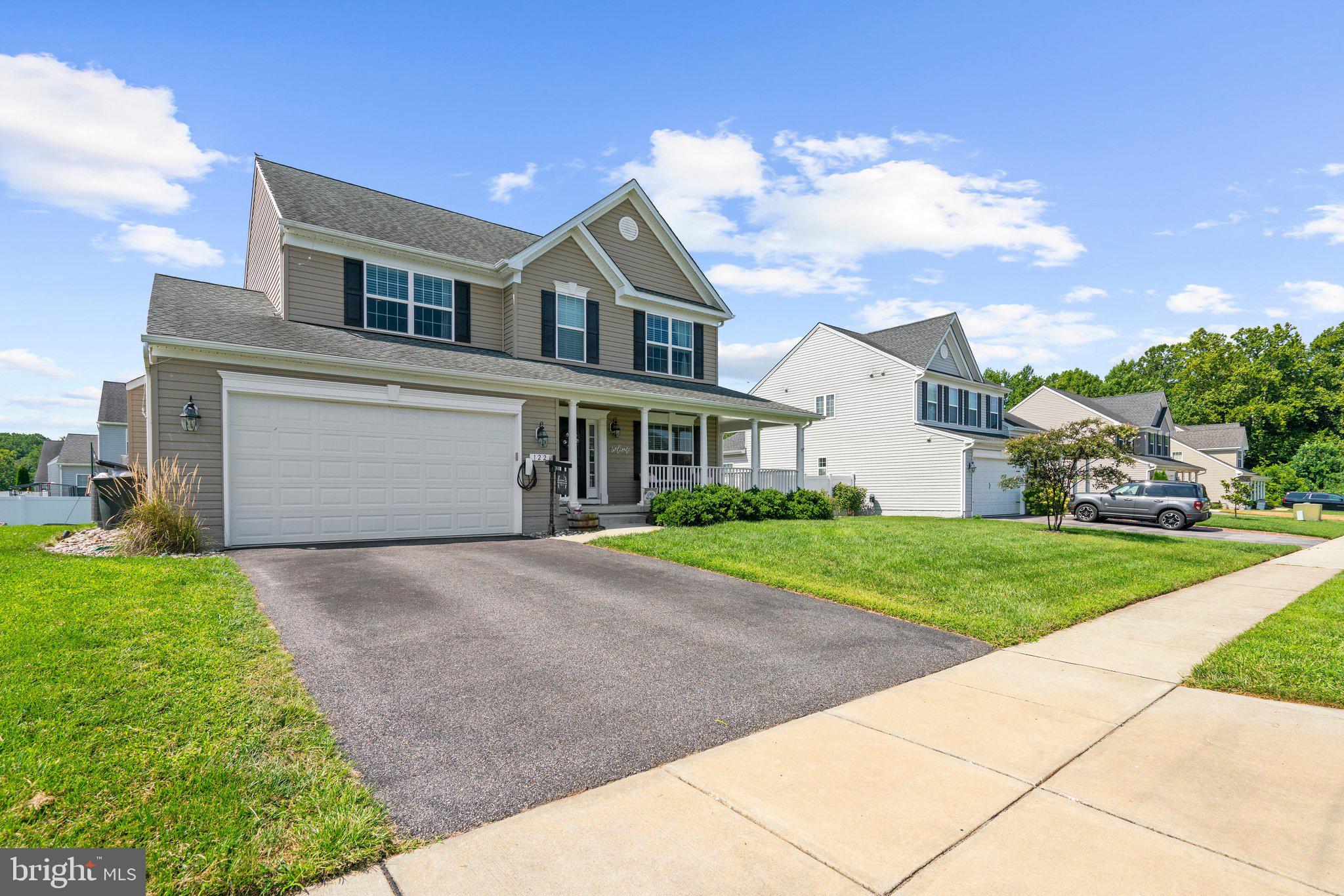 122 E BROOK DRIVE