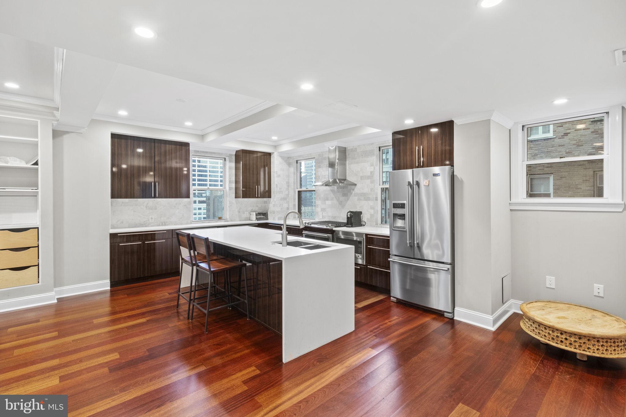 1901 WALNUT STREET 12C