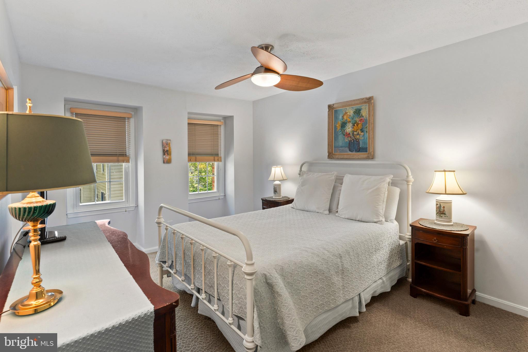 CROFTON COMMONS - Residential