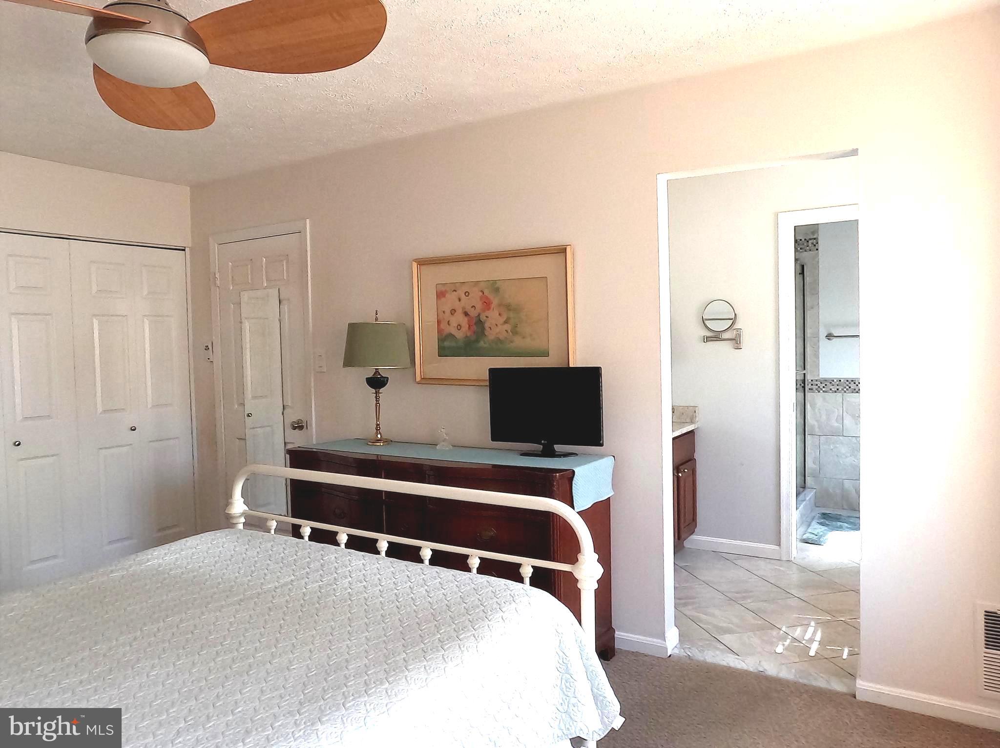 CROFTON COMMONS - Residential