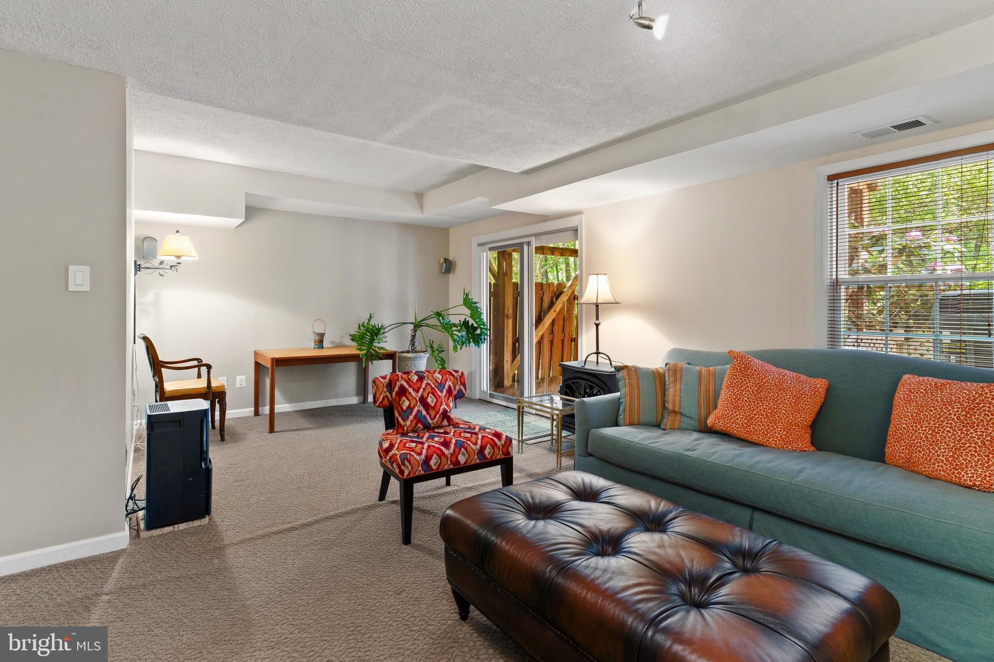 CROFTON COMMONS - Residential