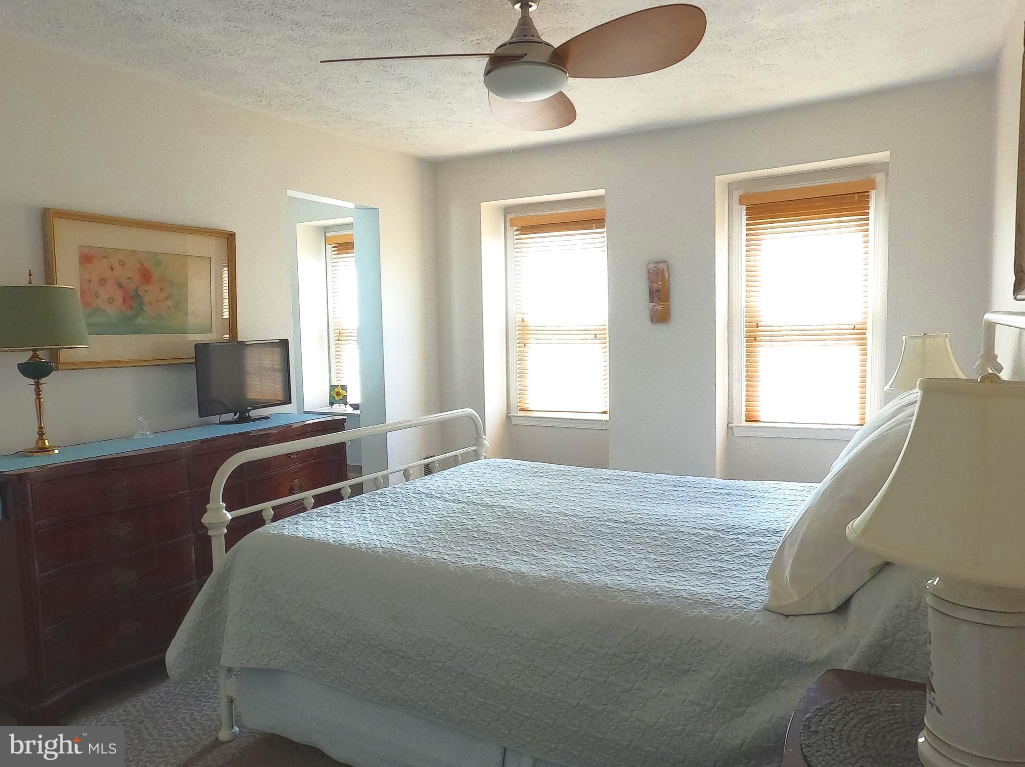 CROFTON COMMONS - Residential