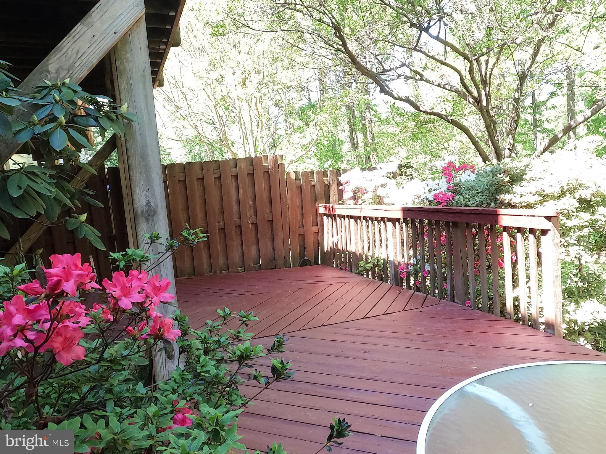 CROFTON COMMONS - Residential