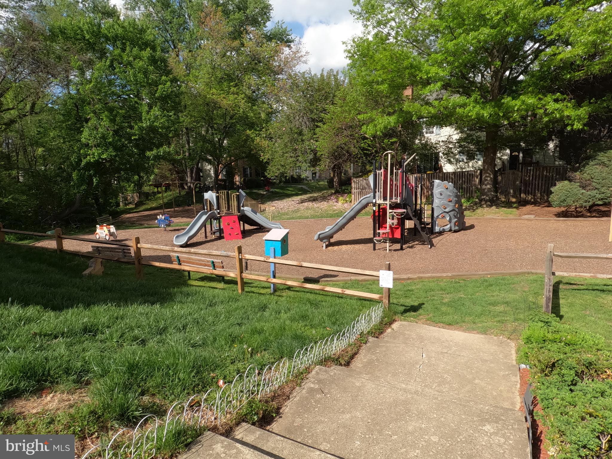 CROFTON COMMONS - Residential