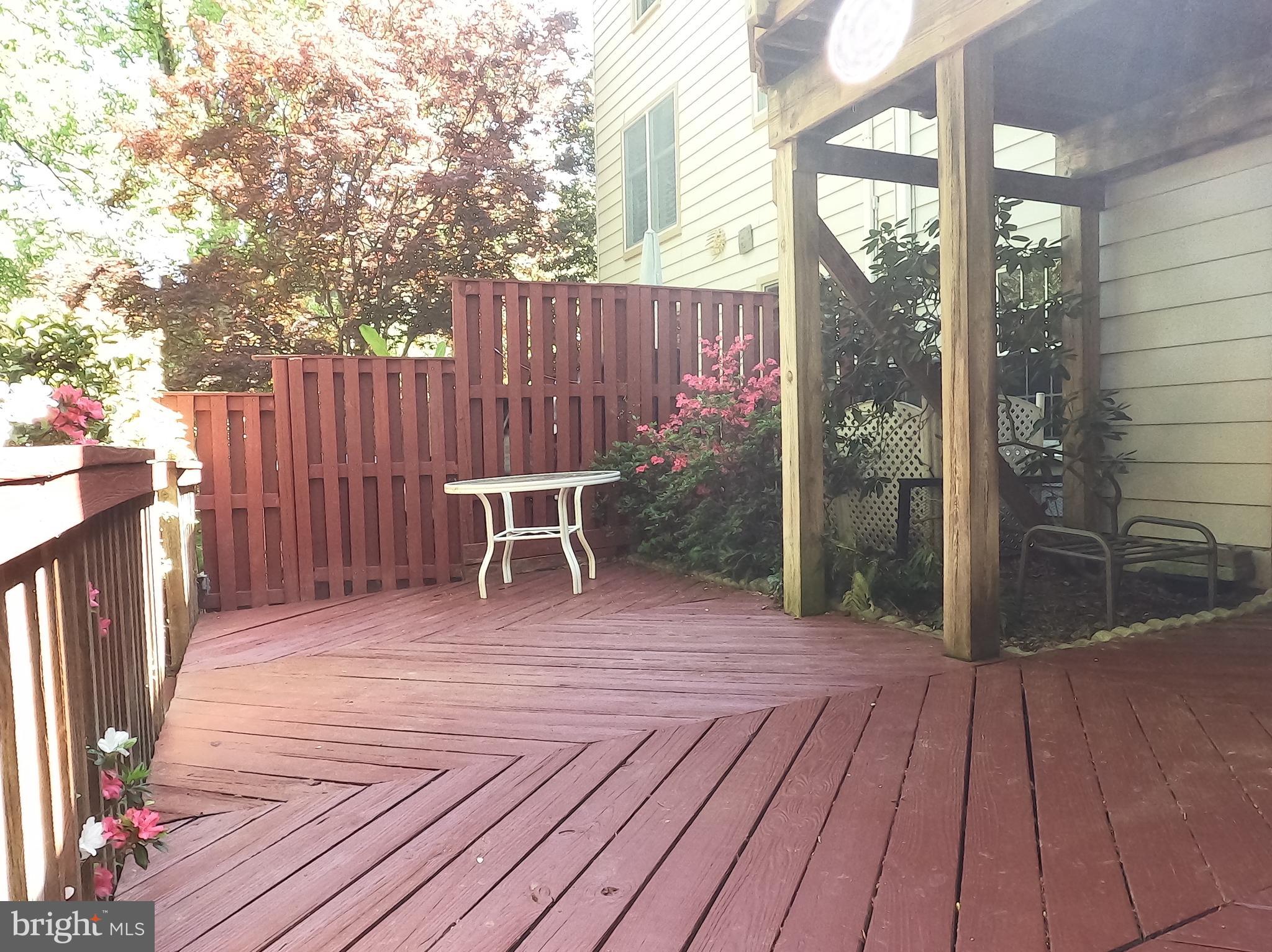 CROFTON COMMONS - Residential