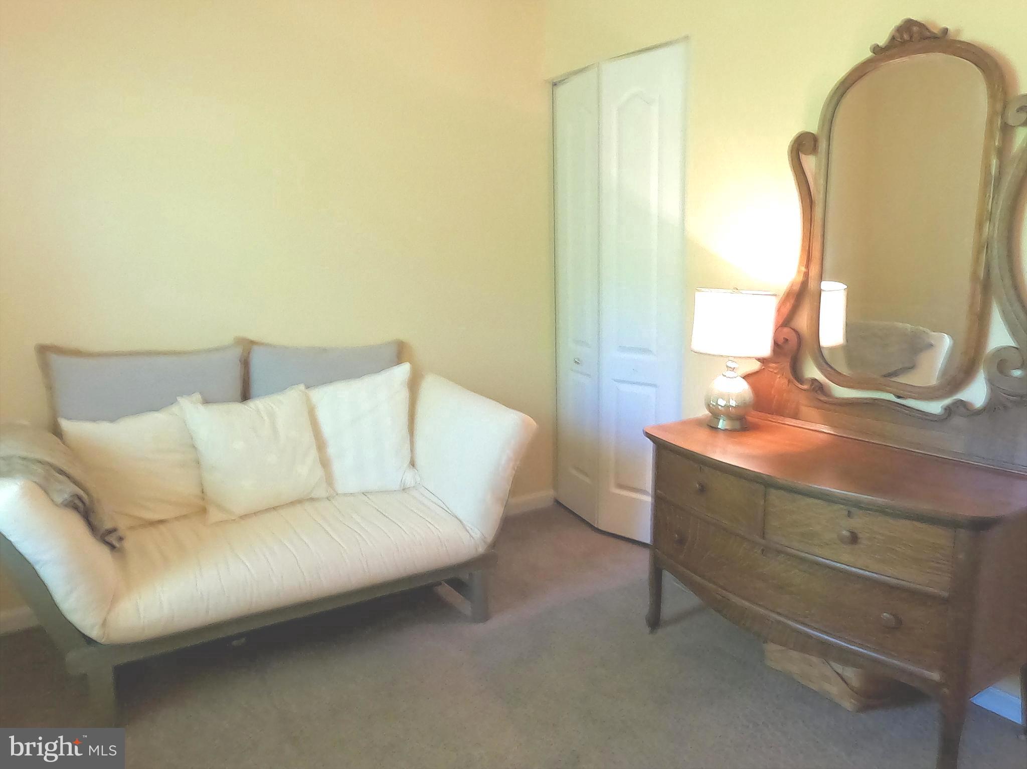 CROFTON COMMONS - Residential