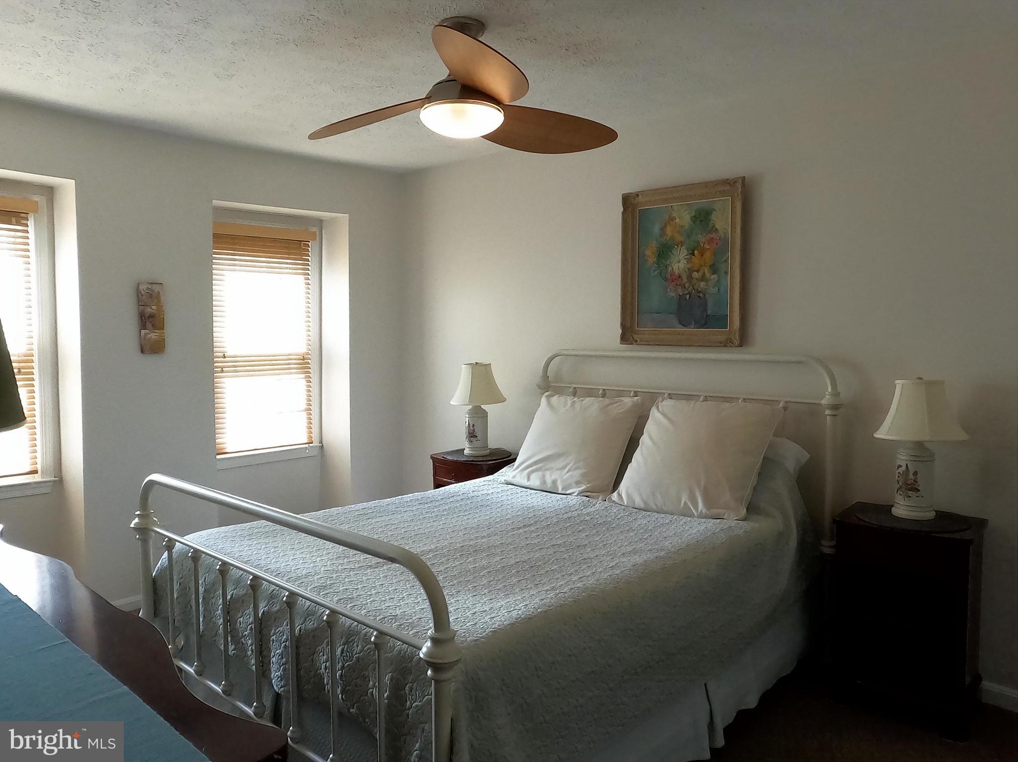 CROFTON COMMONS - Residential