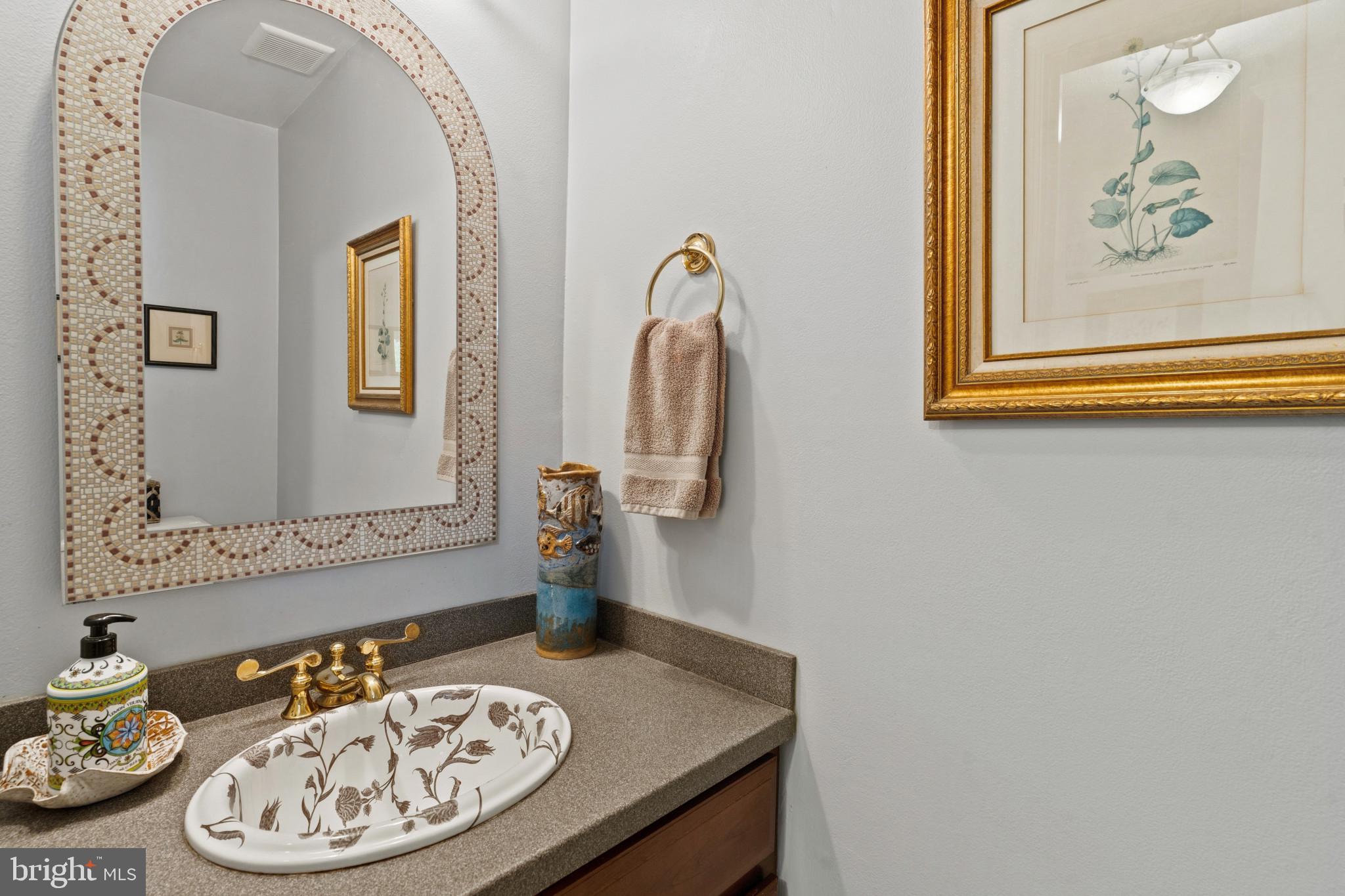 CROFTON COMMONS - Residential