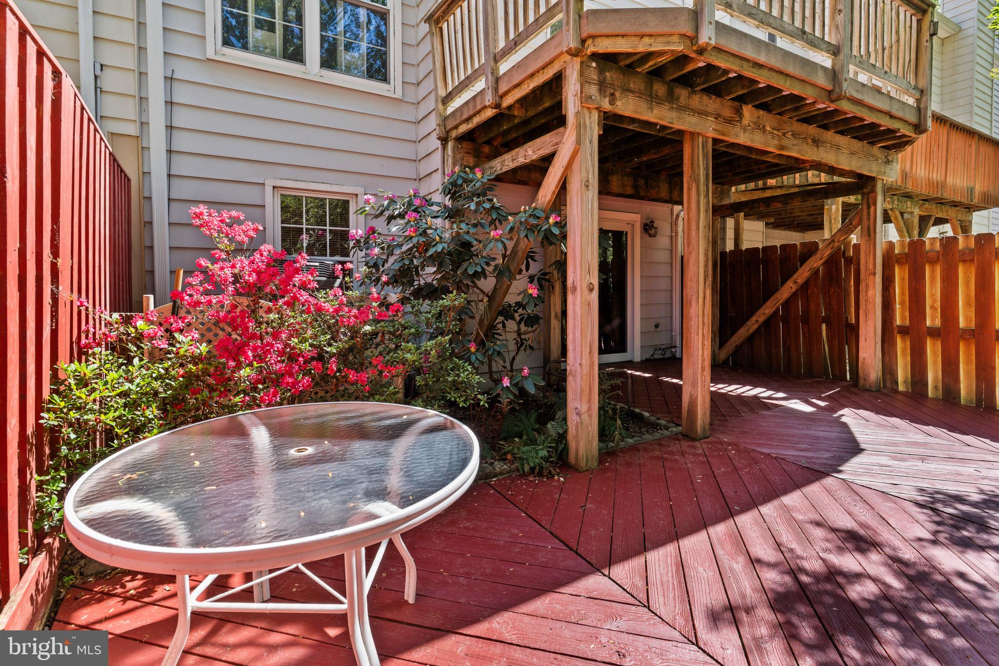 CROFTON COMMONS - Residential